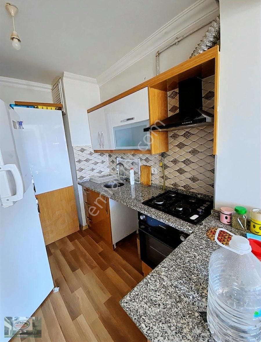 Akman Gayrimenkulden Muradiye Mah. 2+1 Eşyalı Satılık Daire Ara