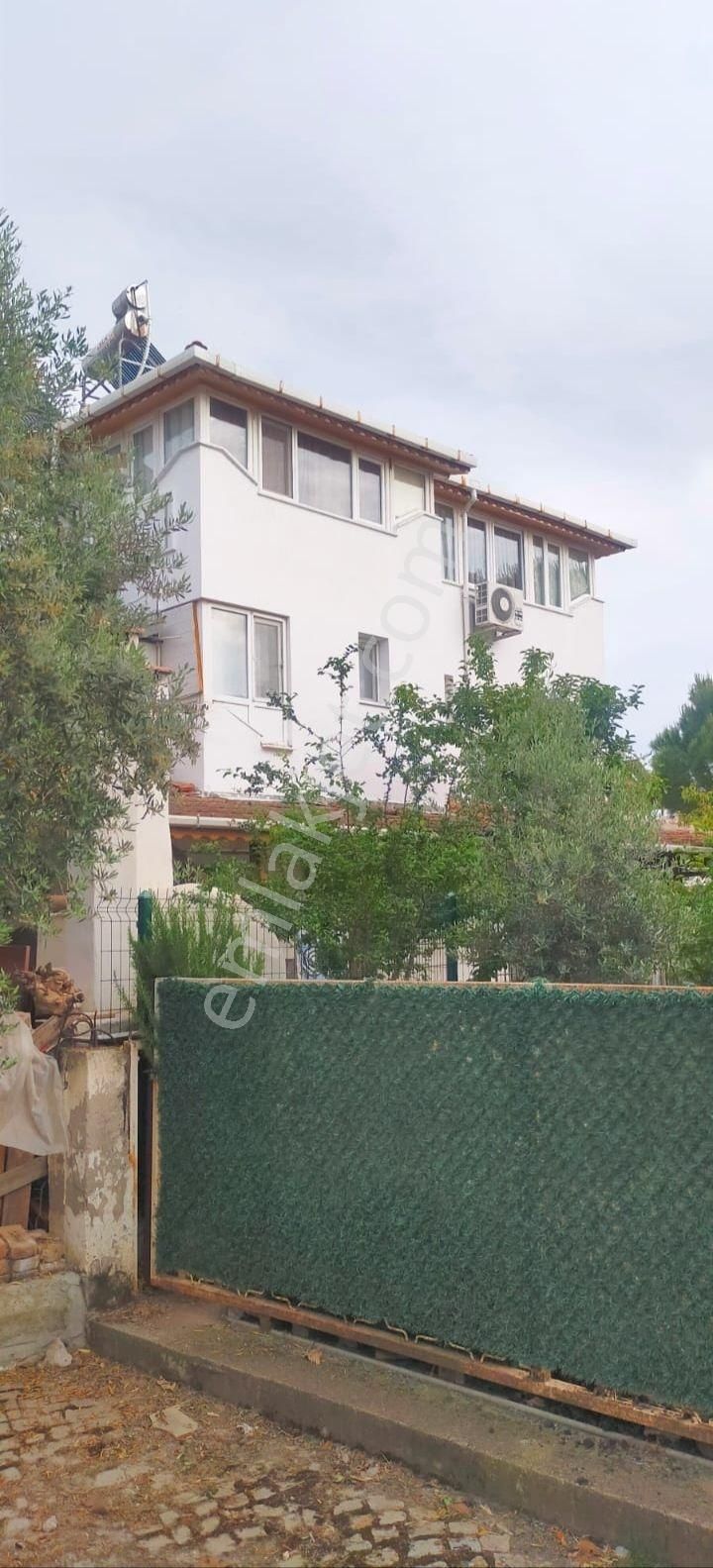 Dikili Salihleraltında Kiralık Yazlık