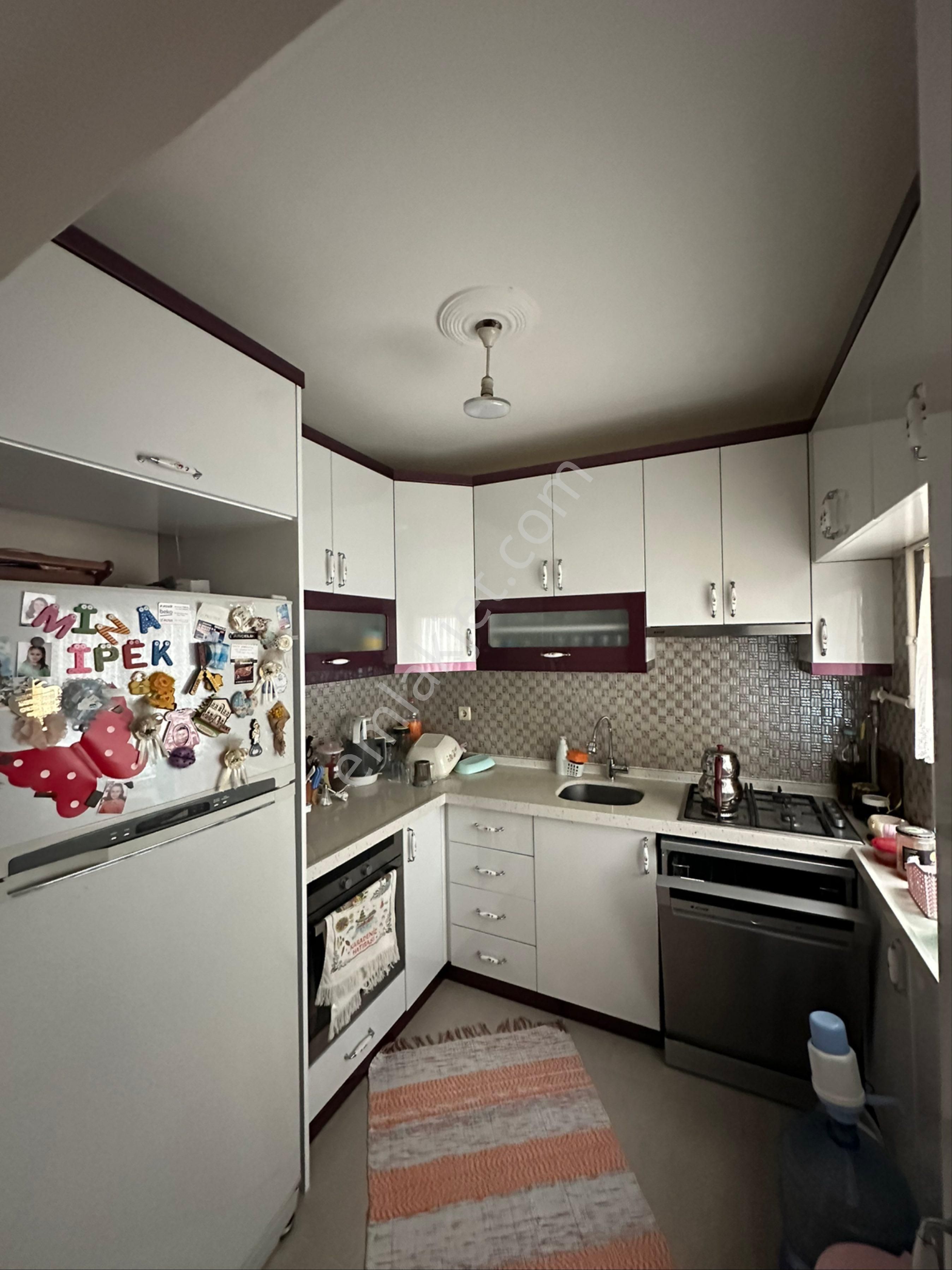 Kuzguncuk Yakını İcadiye De 2+1 Manzaralı - Görsel 11