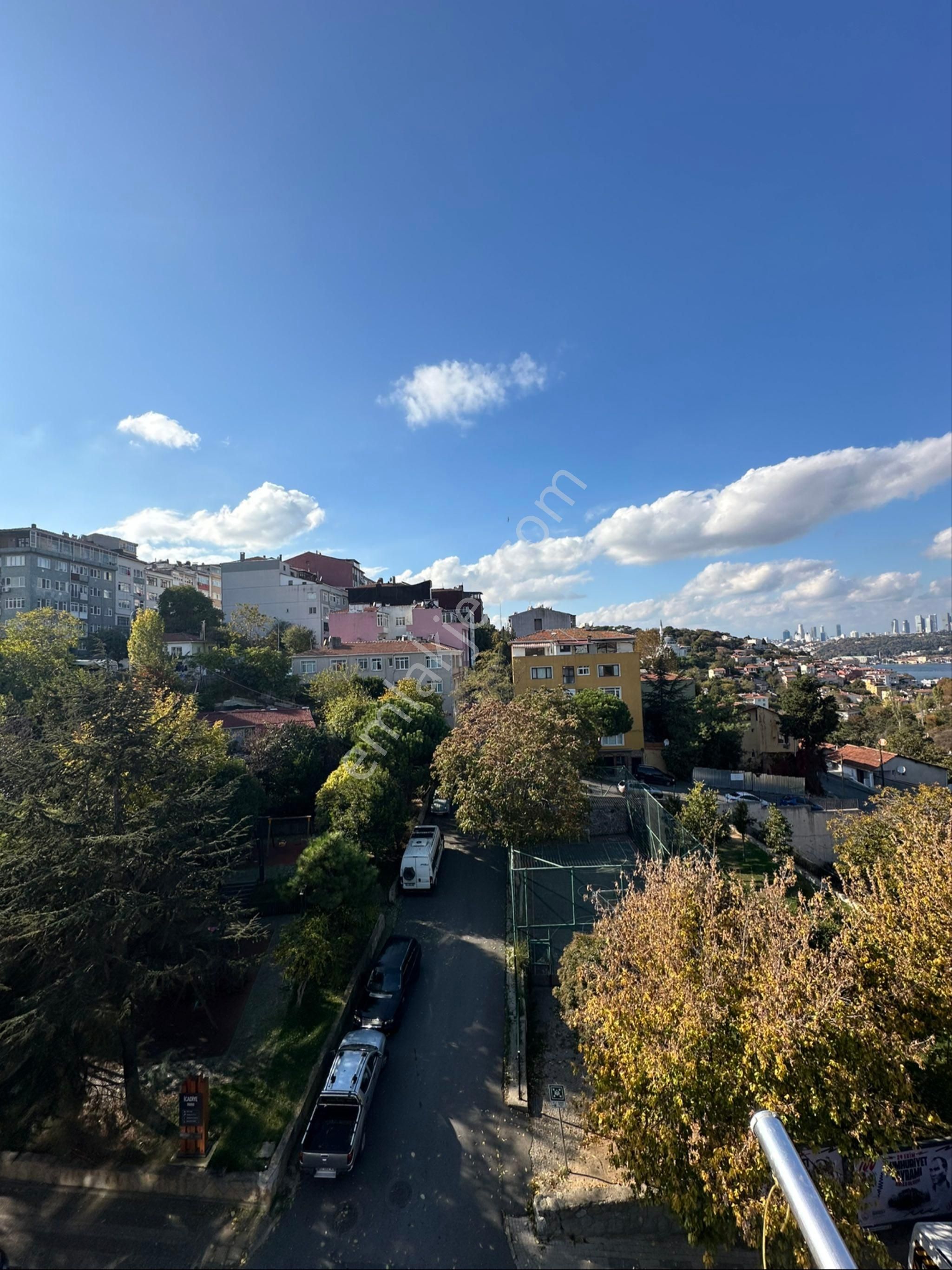 Kuzguncuk Yakını İcadiye De 2+1 Manzaralı - Görsel 2