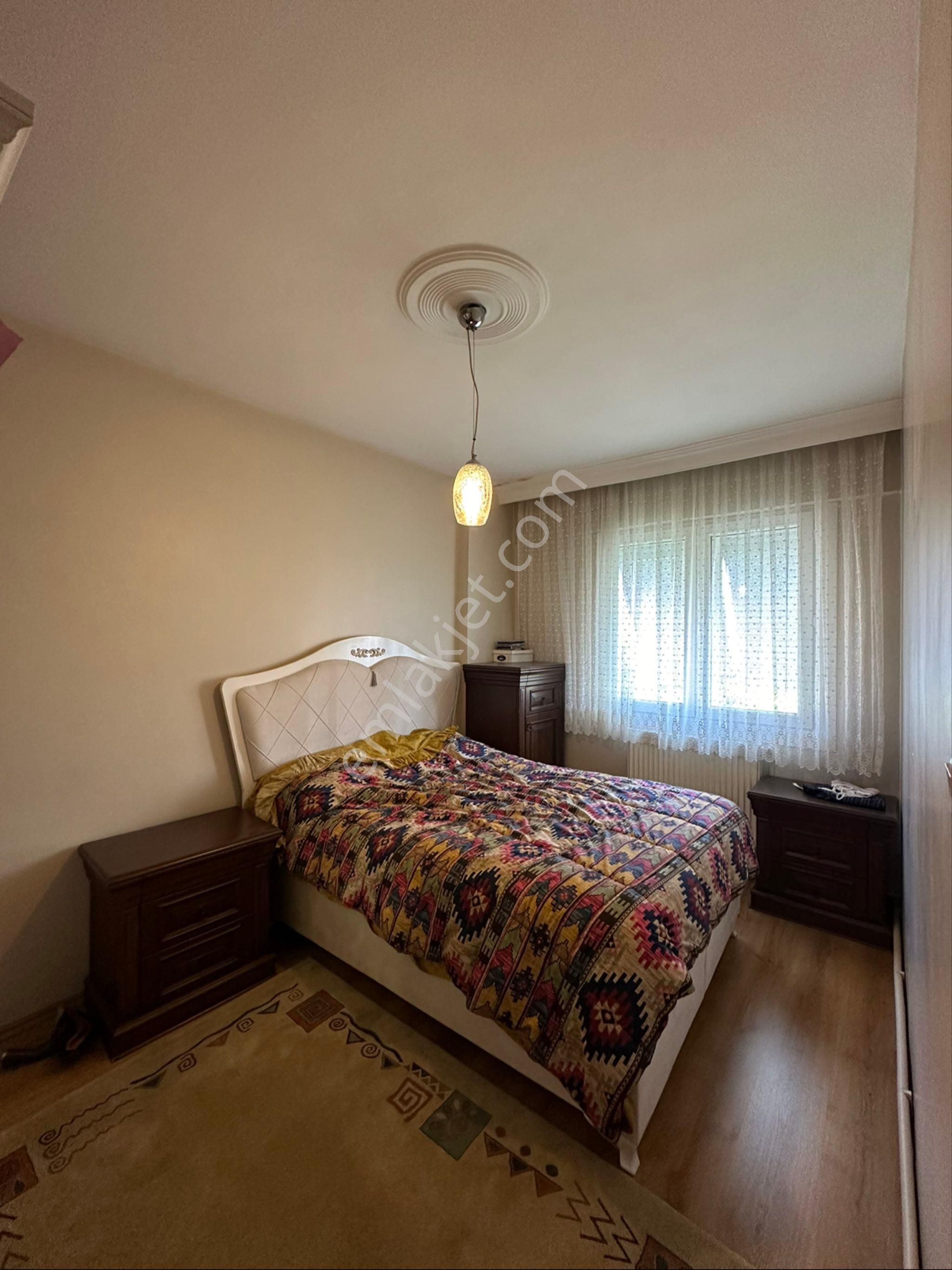 Kuzguncuk Yakını İcadiye De 2+1 Manzaralı - Görsel 14