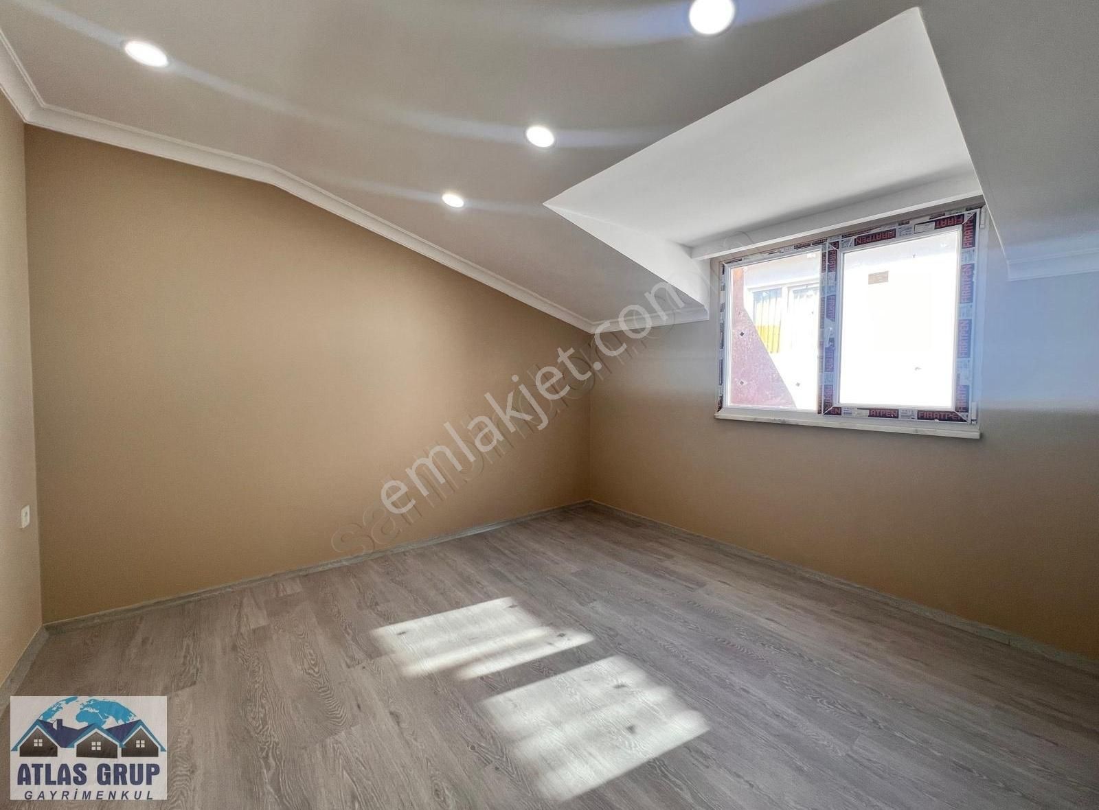 Beylikdüzü Gürpınar Merkez De Uygun Fiyata 3+2 Satılık Dubleks
