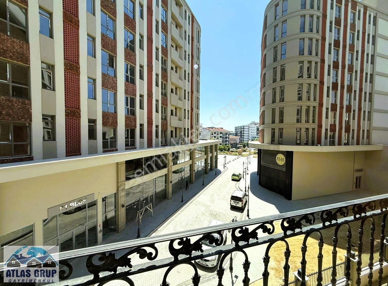 Meydan Ardıçlı Evleri Esenyurt Avm Lobili Luks Daireler 1+1