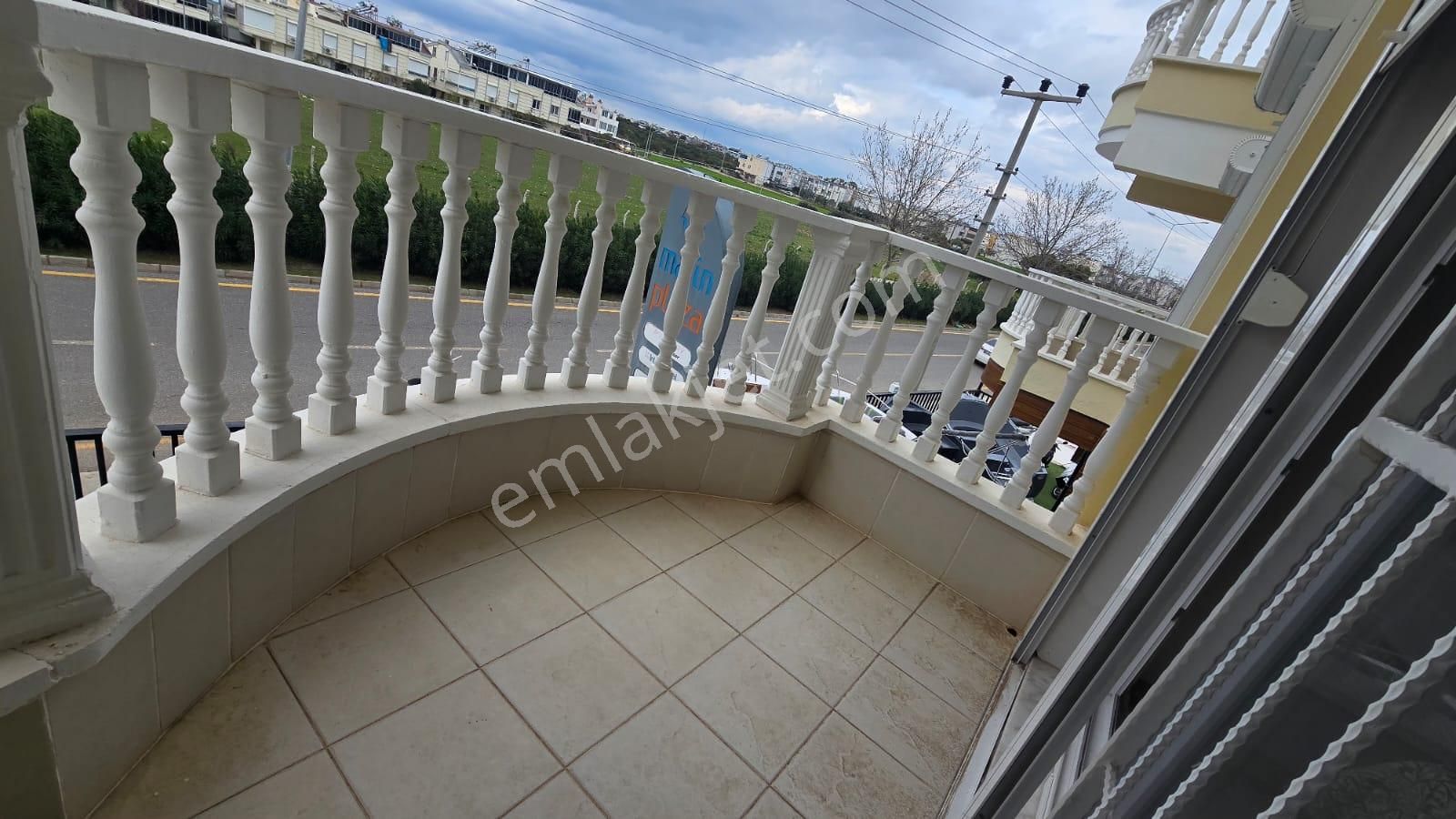 Didim Çamlık Mahallesinde Denize Yakın,eşyalı,havuzlu Site İçinde 2+1 Satılık Fırsat Daire - Görsel 9