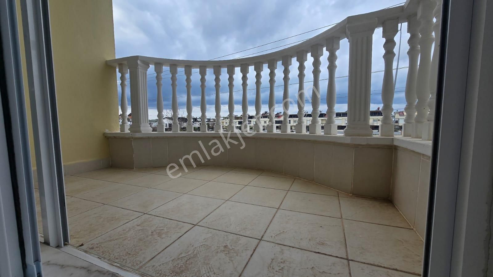 Didim Çamlık Mahallesinde Denize Yakın,eşyalı,havuzlu Site İçinde 2+1 Satılık Fırsat Daire - Görsel 14