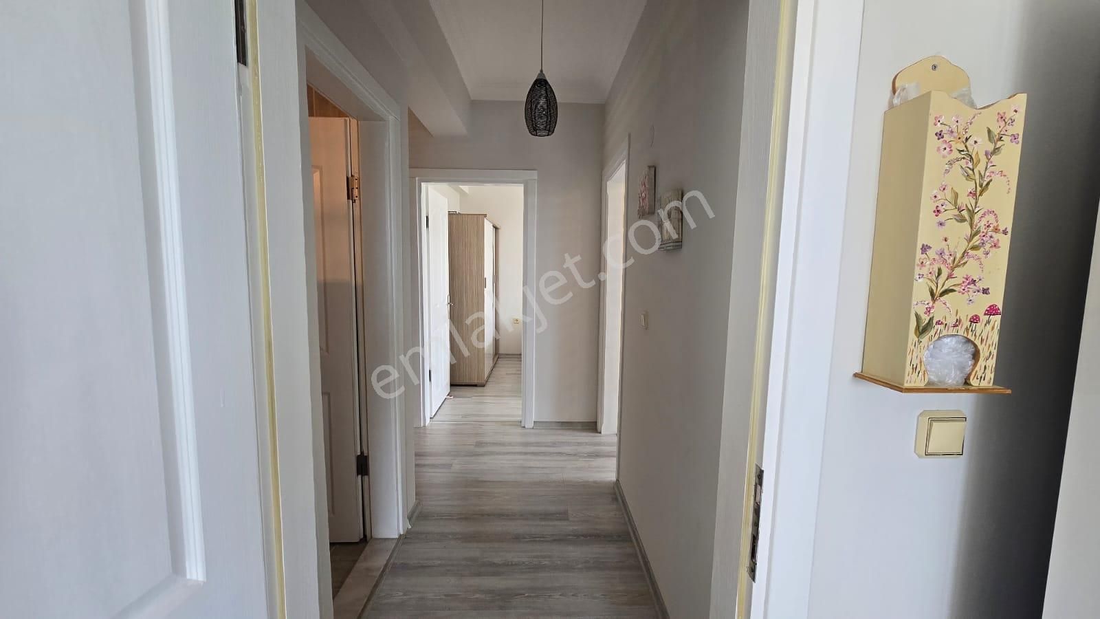 Didim Çamlık Mahallesinde Denize Yakın,eşyalı,havuzlu Site İçinde 2+1 Satılık Fırsat Daire - Görsel 13