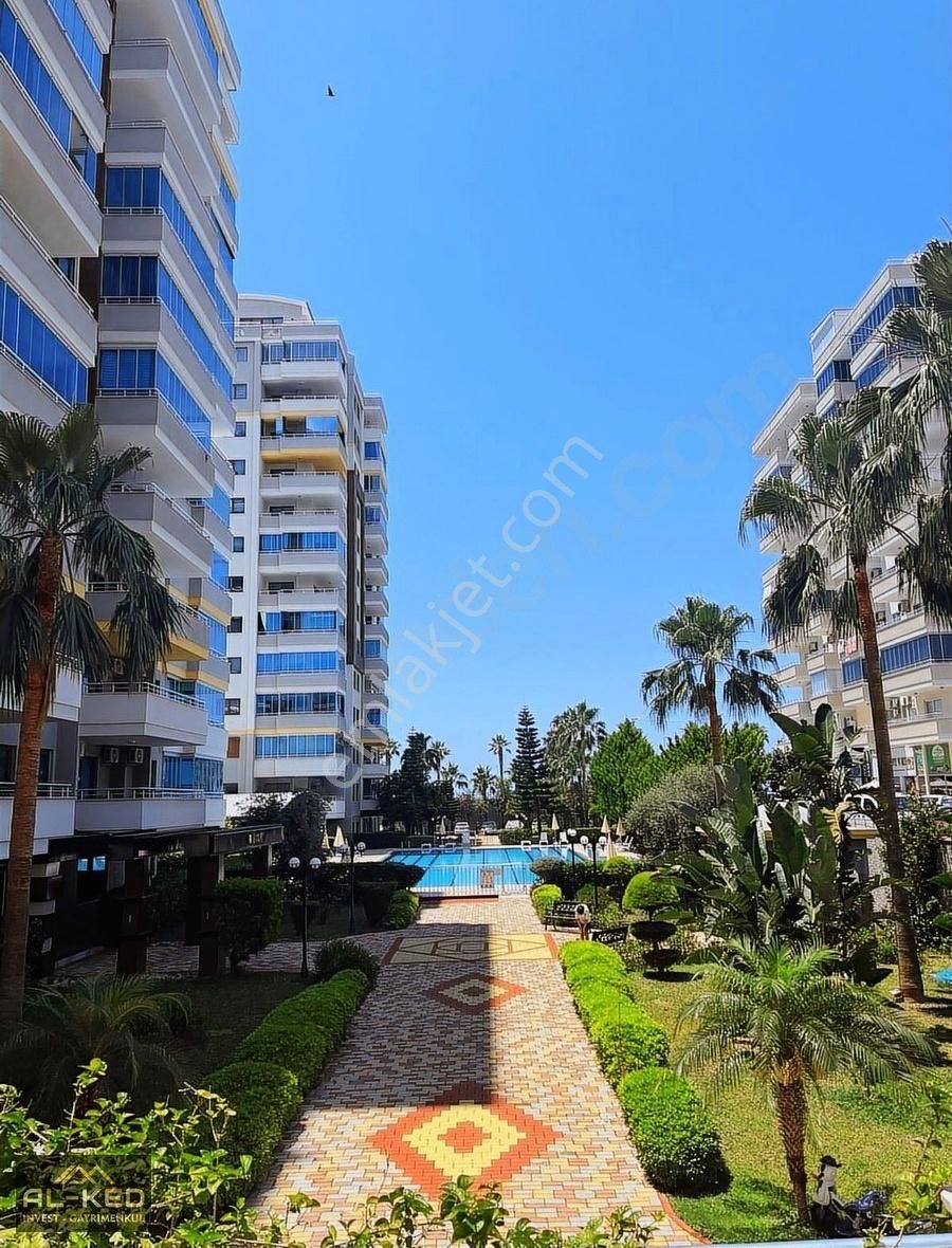 Alanya / Mahmutlar Mh. 2+1 Denize Sıfır