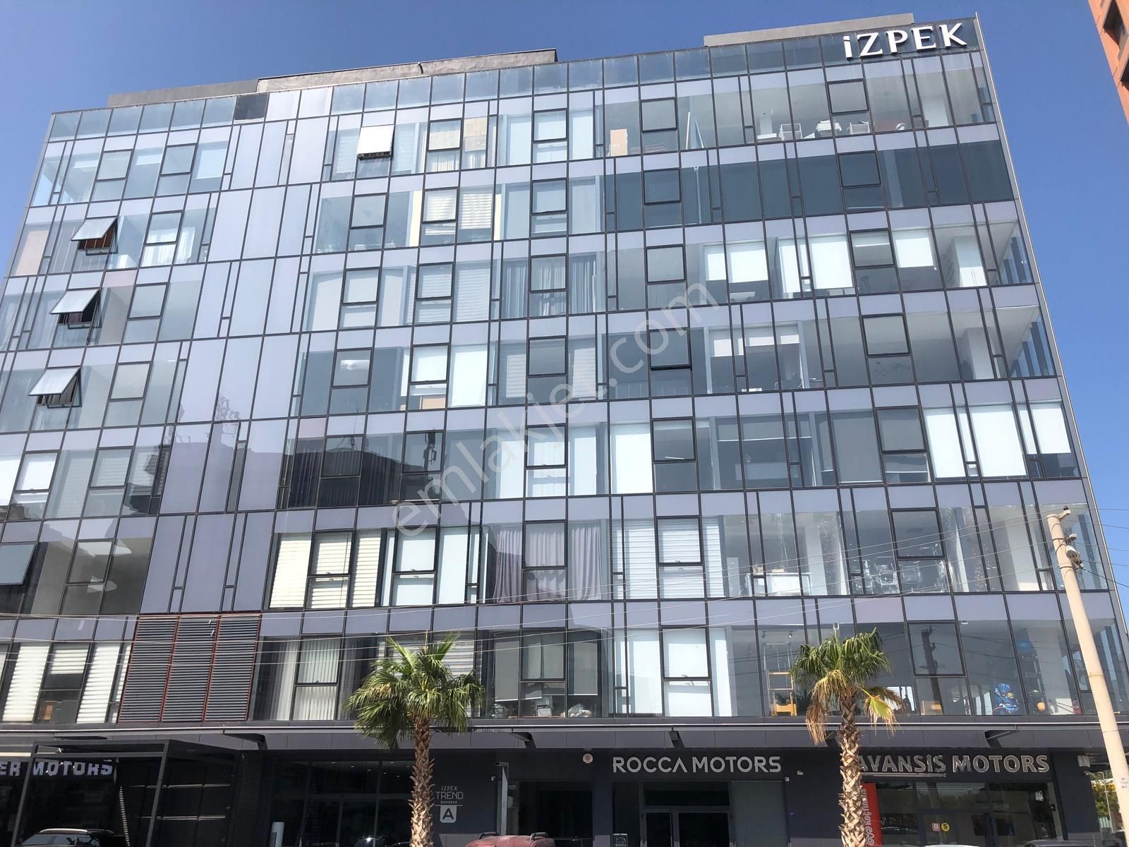 İzpek Trend Bornova'da Kiralık Ofis
