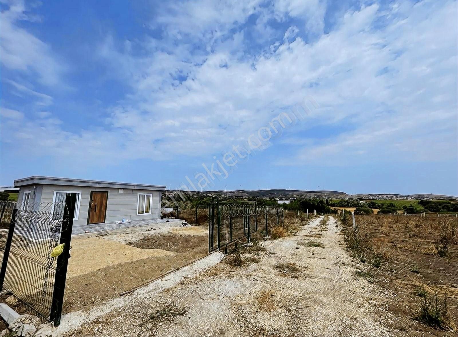 Çatalca Elbasan'da 250m2 Yerleşimin İçinde Elektrik Bağlı - Görsel 4