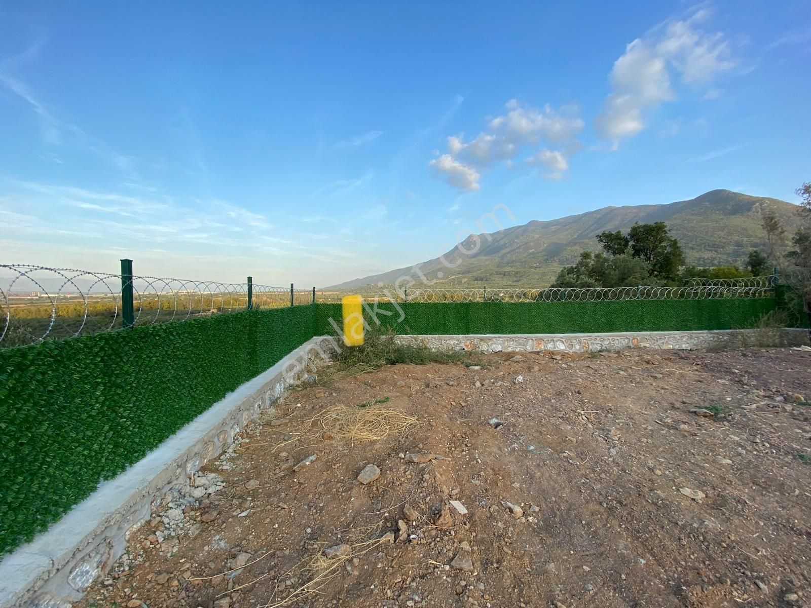 Doğa Manzaralı-taş Duvarı Örülü Hobi Bahçesi 1.236m2
