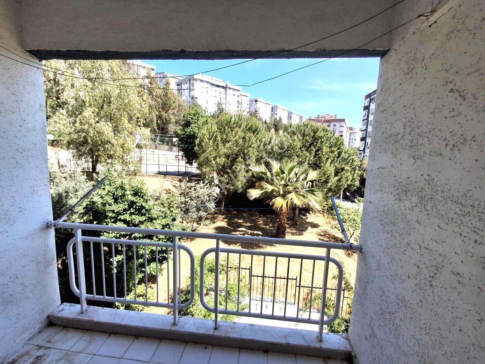 Çiğli Evka 5 'de Merkezi Konumda Ara Kat Kiralık 3+1 Daire - Görsel 18