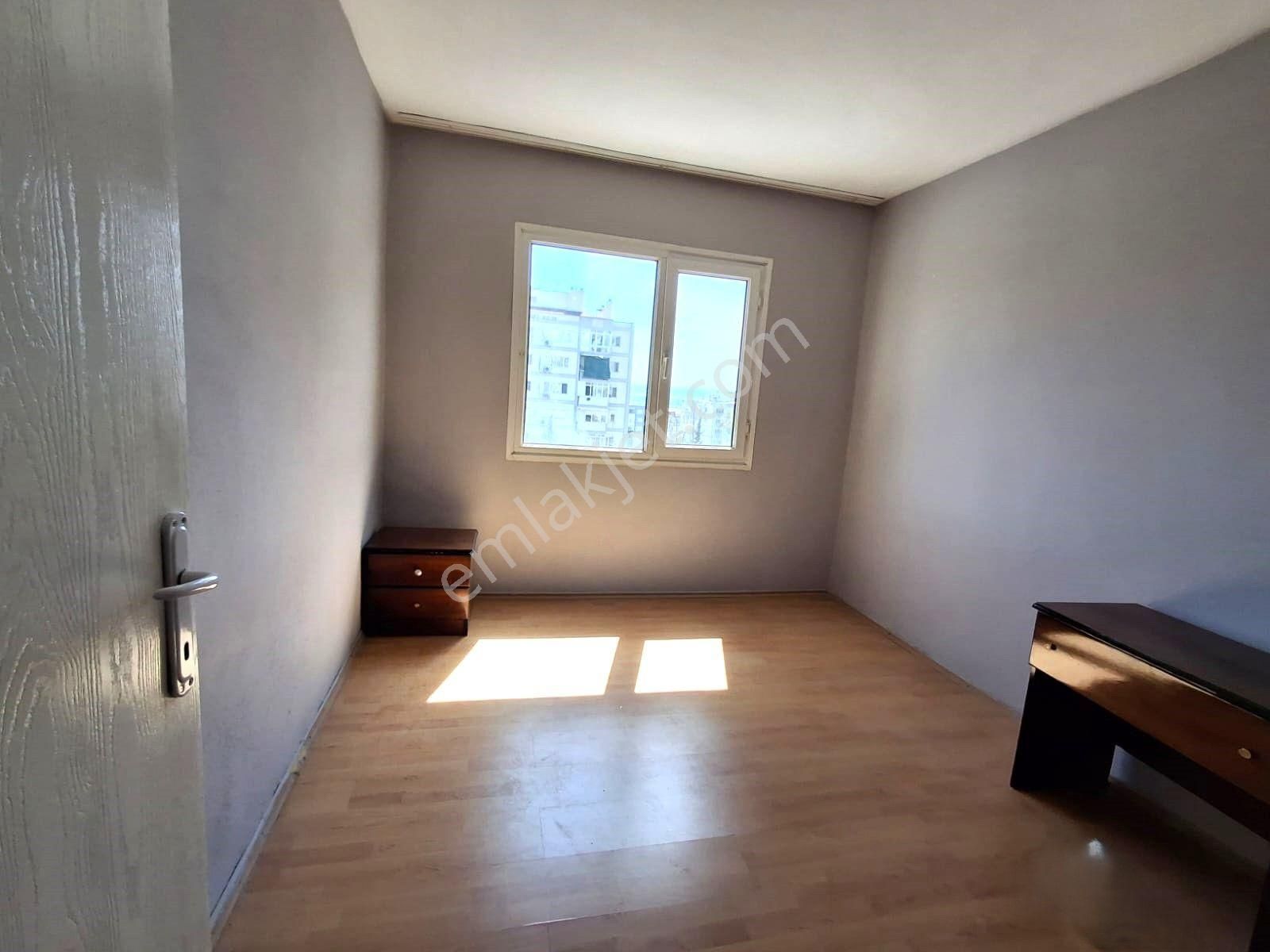 Çiğli Evka 5 'de Merkezi Konumda Ara Kat Kiralık 3+1 Daire - Görsel 23