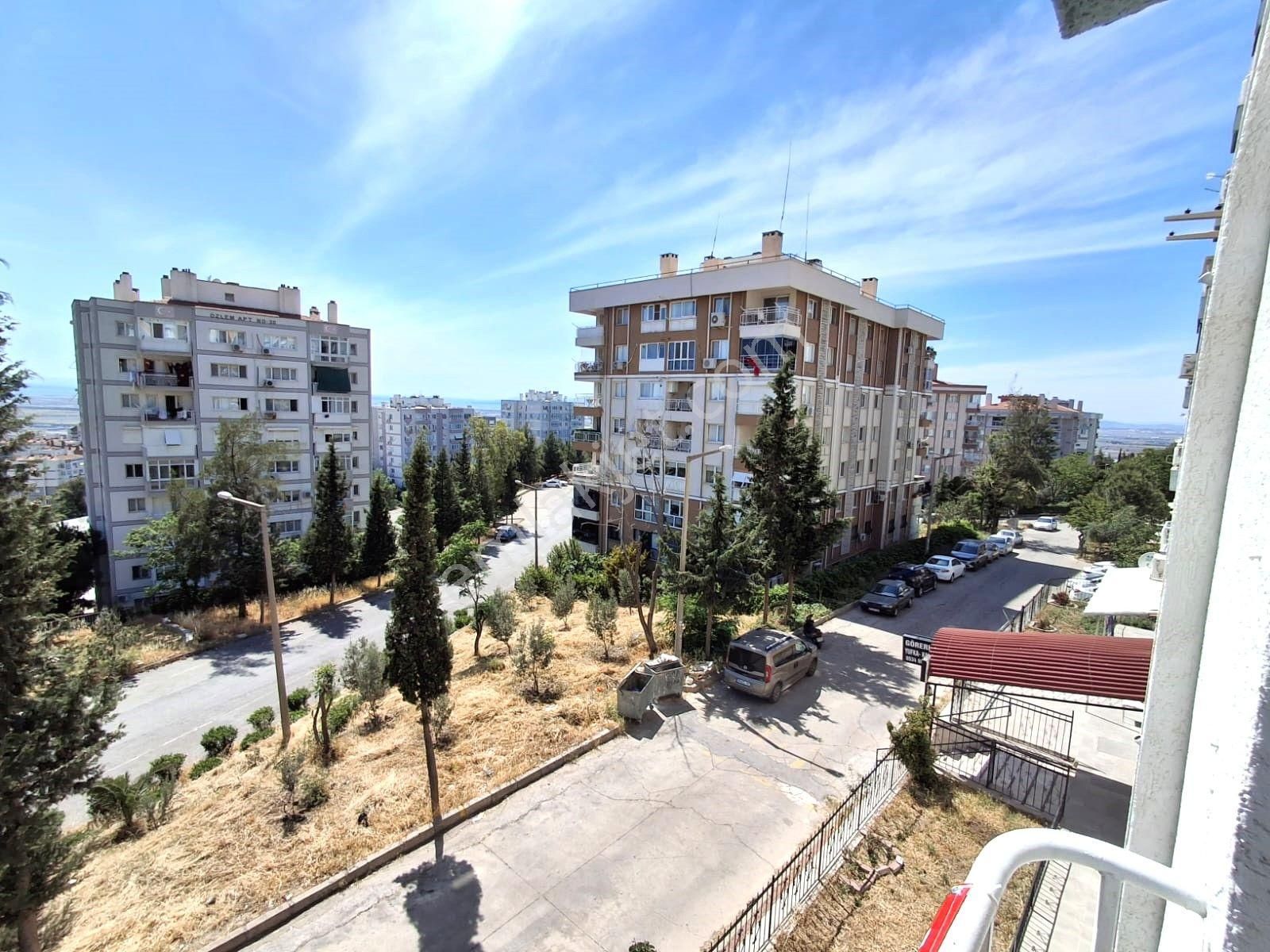 Çiğli Evka 5 'de Merkezi Konumda Ara Kat Kiralık 3+1 Daire - Görsel 33