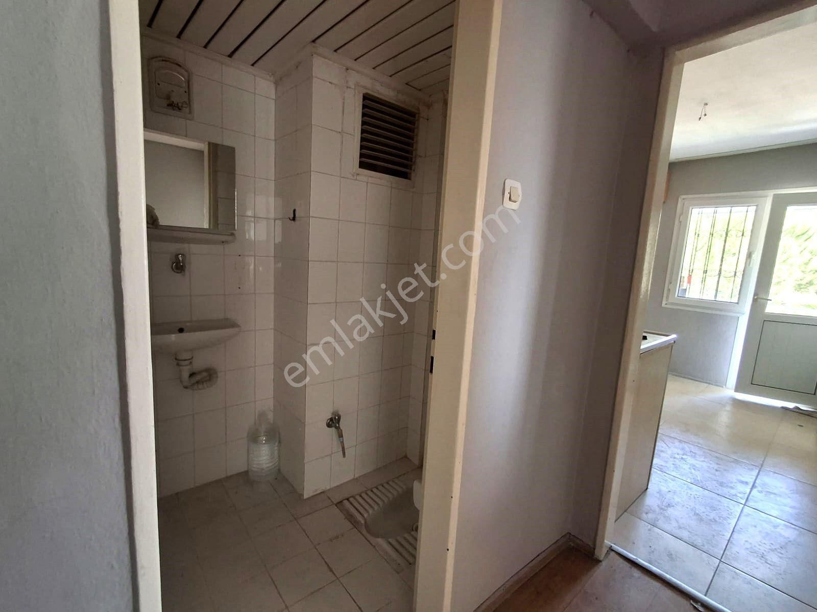 Çiğli Evka 5 'de Merkezi Konumda Ara Kat Kiralık 3+1 Daire - Görsel 25