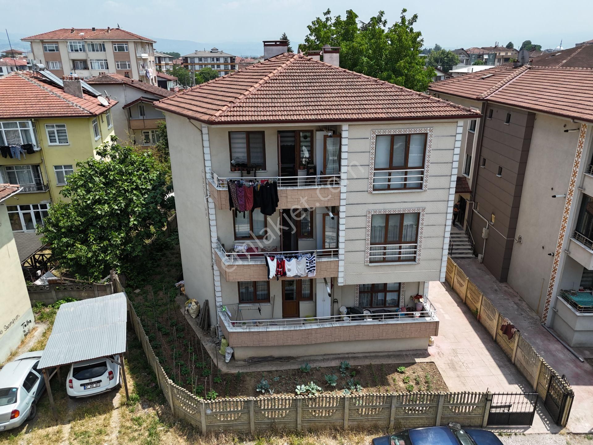 Epa Uğur'dan Hamidiye Mahallesin'de Satılık Ara Kat 3+1 Daire