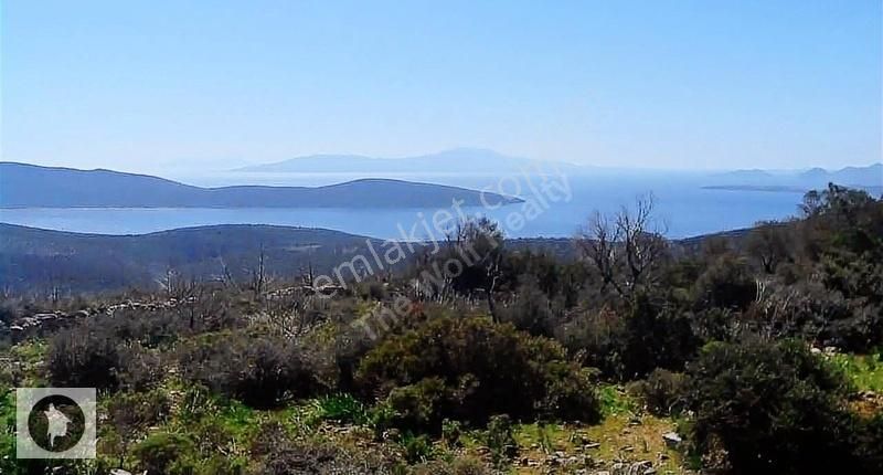 Bodrum Kızılağaçta Deniz Manzaralı Müstakil Tarla