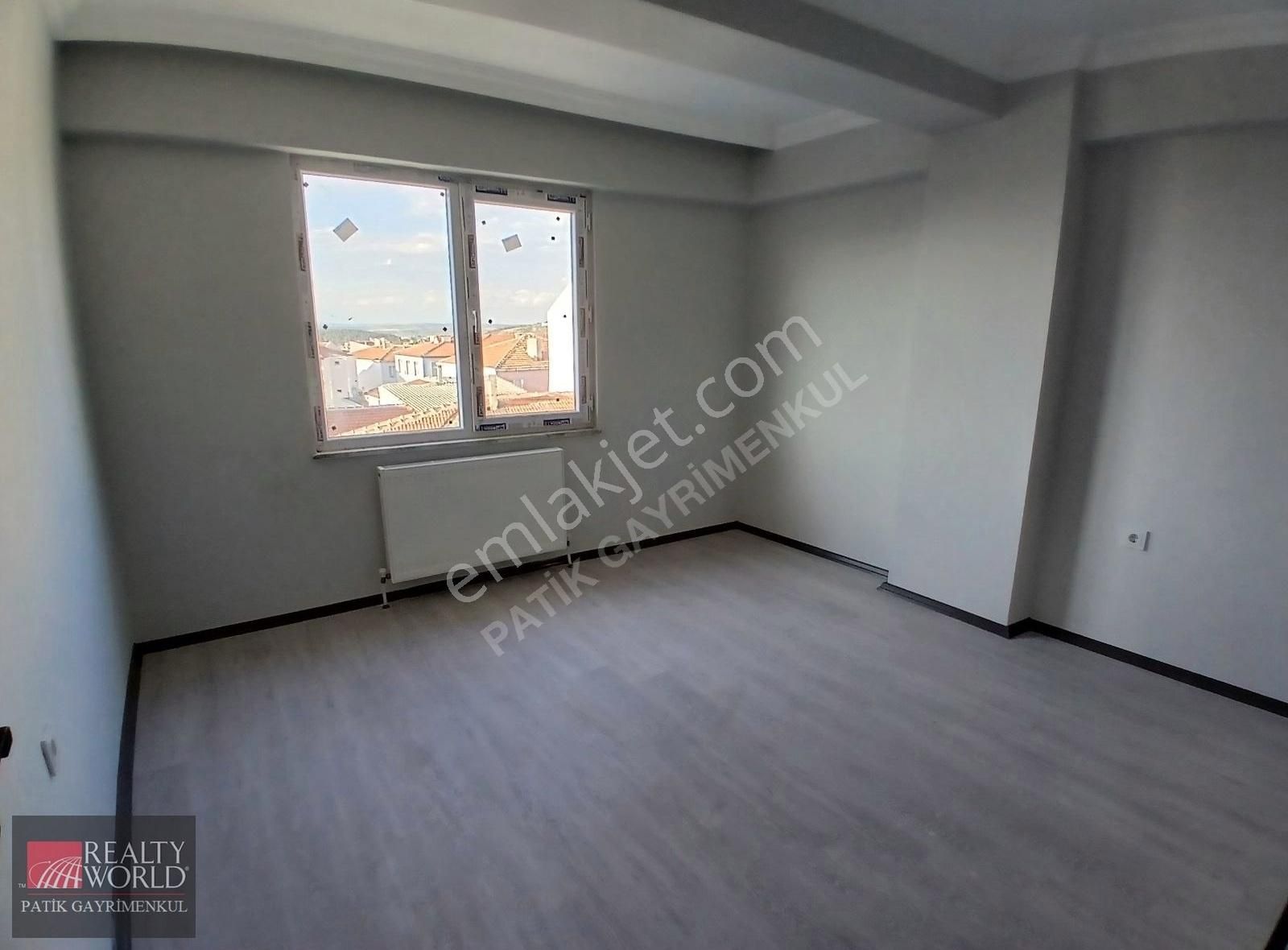 Keşan Yukarı Zaferiye Mahallesi'nde Kiralık 2+1 Daire