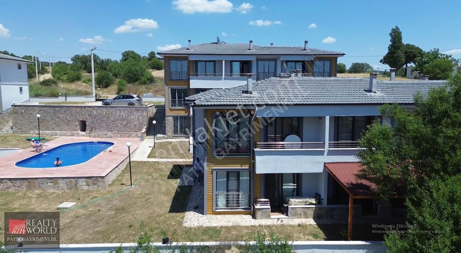 Keşan Sazlıdere Köyünde Satılık 1+1 Yazlık