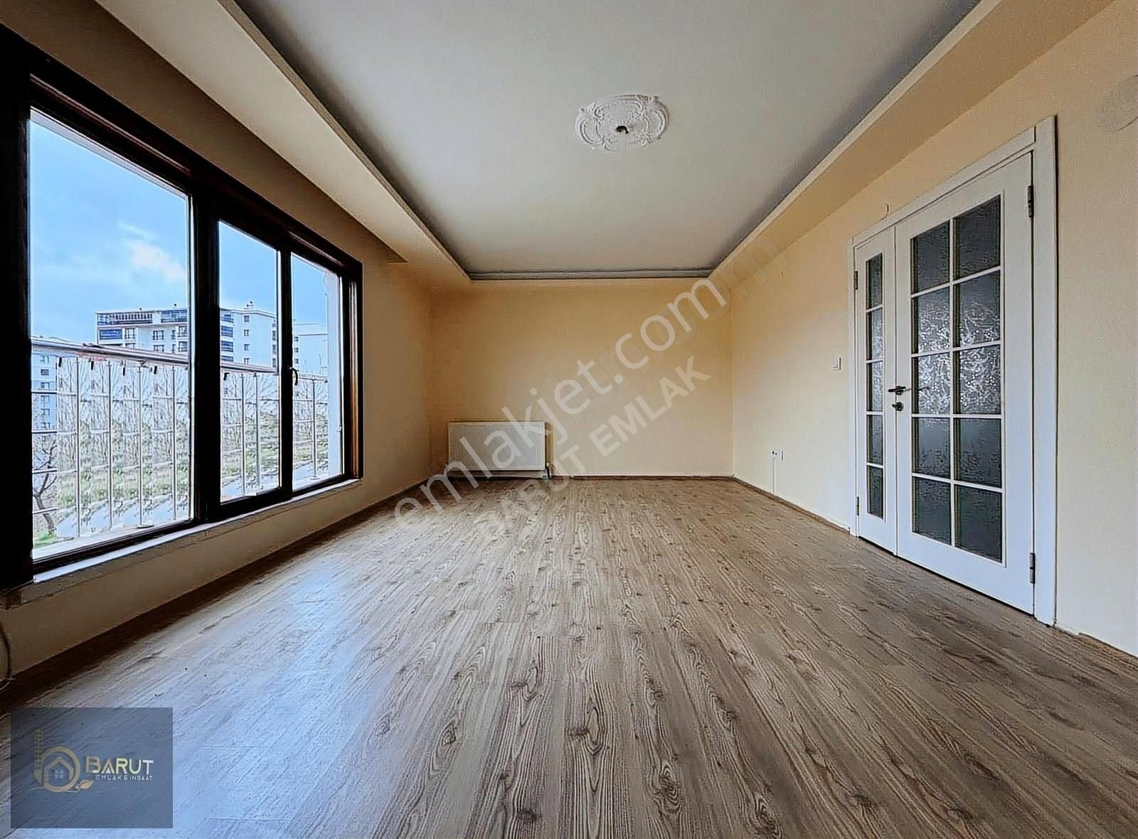 Barut Emlaktan Önü Açık Güney C. Yeni Binada 3+1 Daire 1. Kat