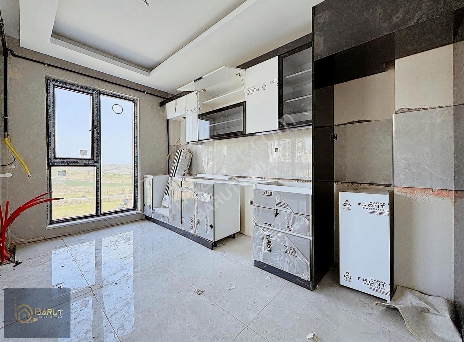 Barut'tan Hastane Yakını Yerden Isıtma Güney C. 2+1 Site Dairesi