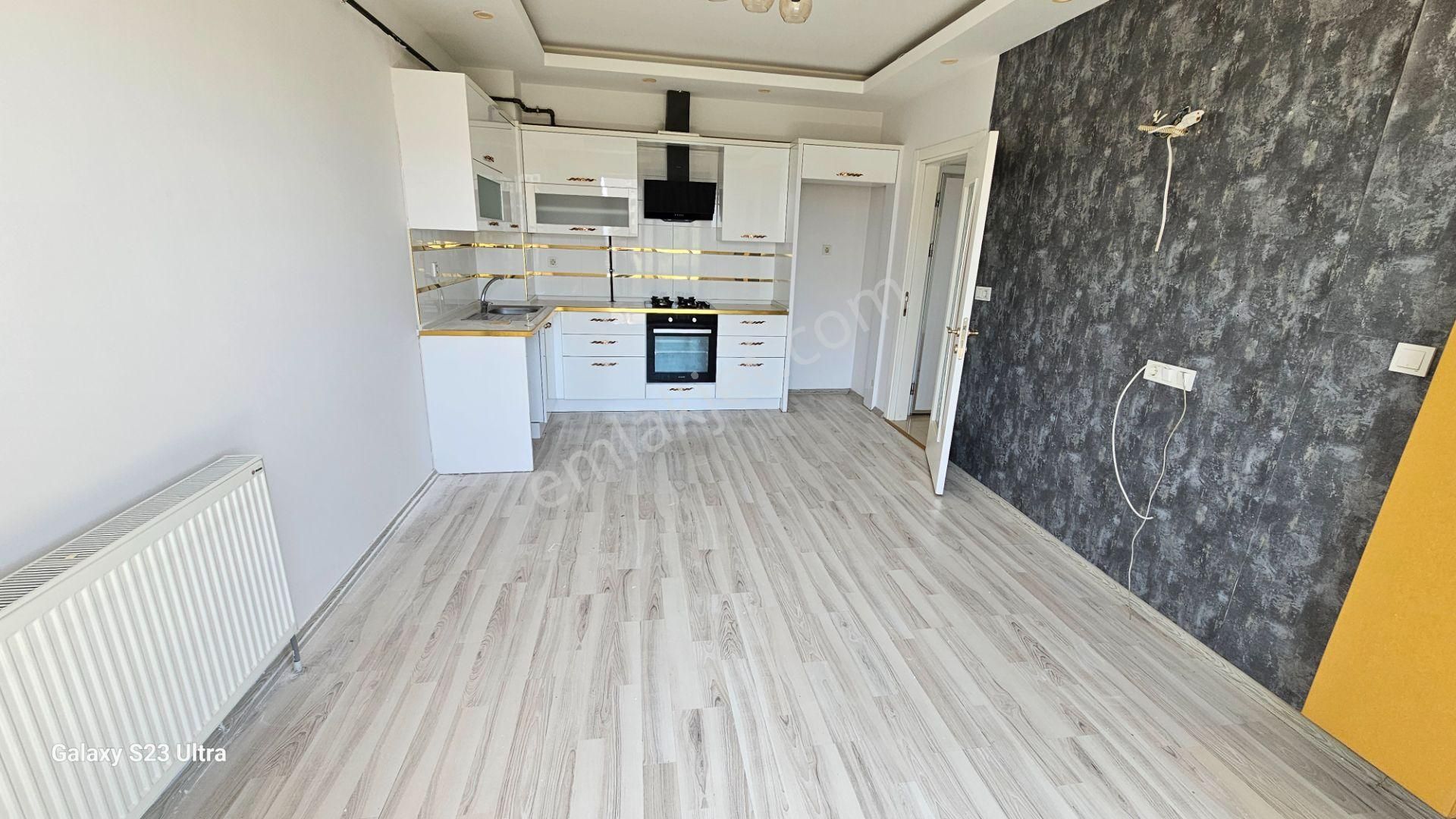 Çınar Gold Towers Yıldıztepe De Satılık 2+1 Arakat Daire