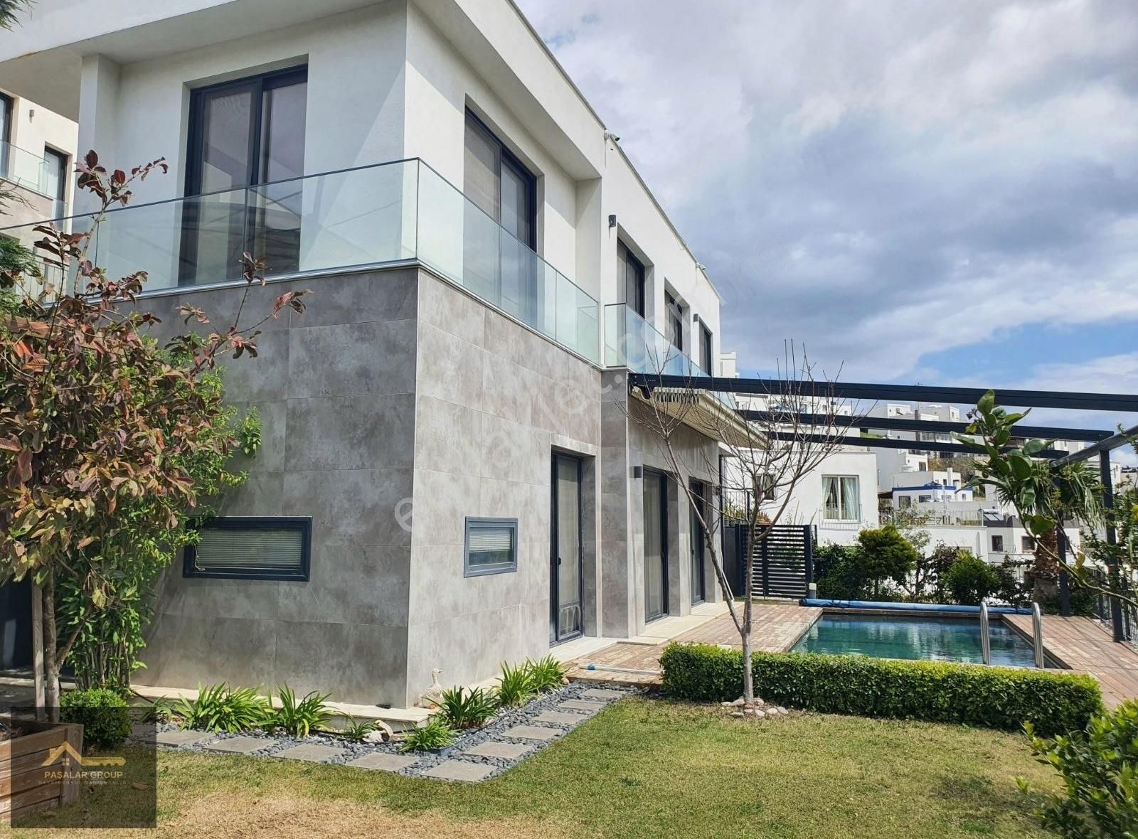 Bodrum Yahşide Eşsiz Deniz Manzaralı 4+1 Lüks Villa