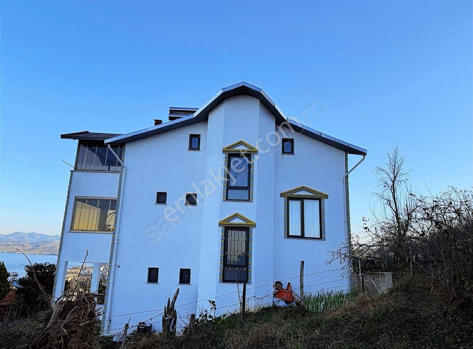 2k Emlaktan Evkafta Deniz Manzaralı Satılık Villa