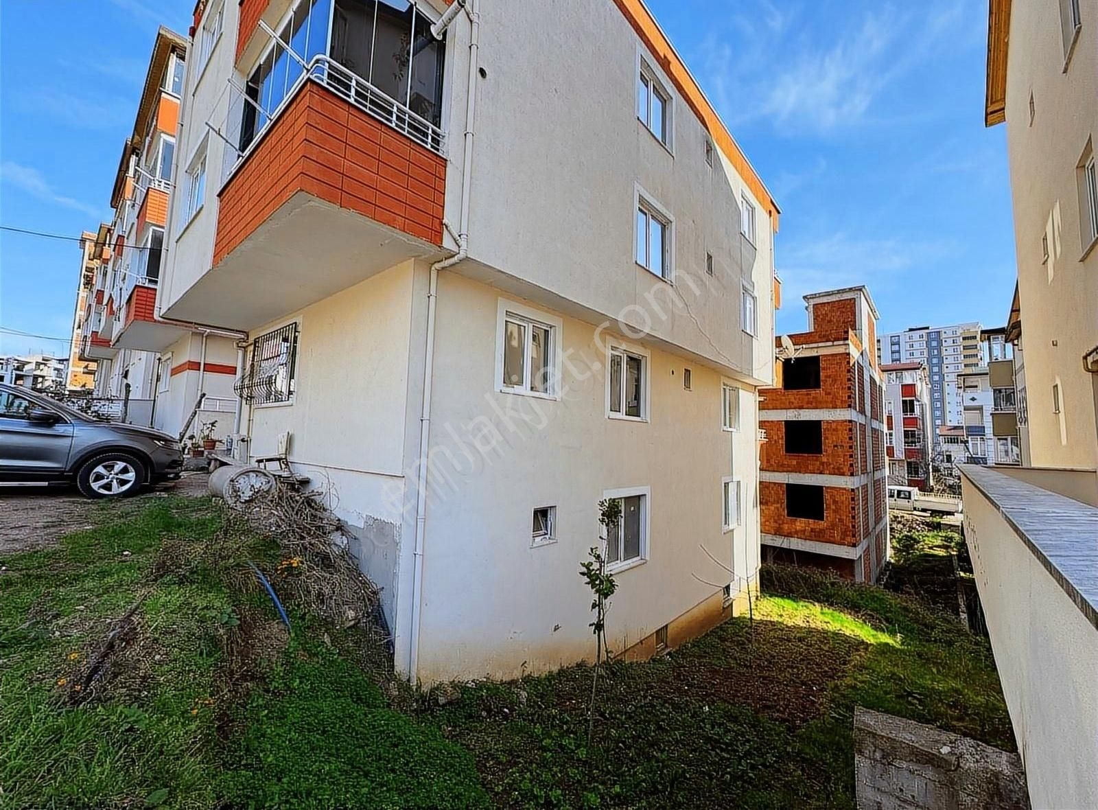 2k Emlaktan Evkafta Satılık 2+1 Çift Daire