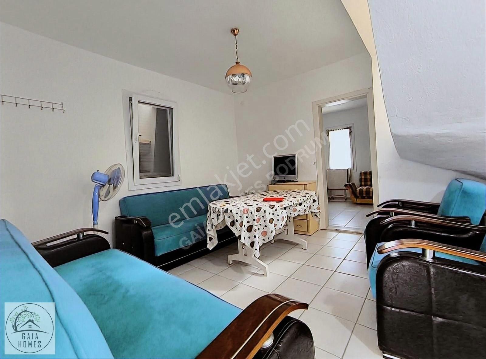 Akyarlar'da Denize Sıfır Sitede Satılık 3+1 Müstakil Villa - Görsel 10