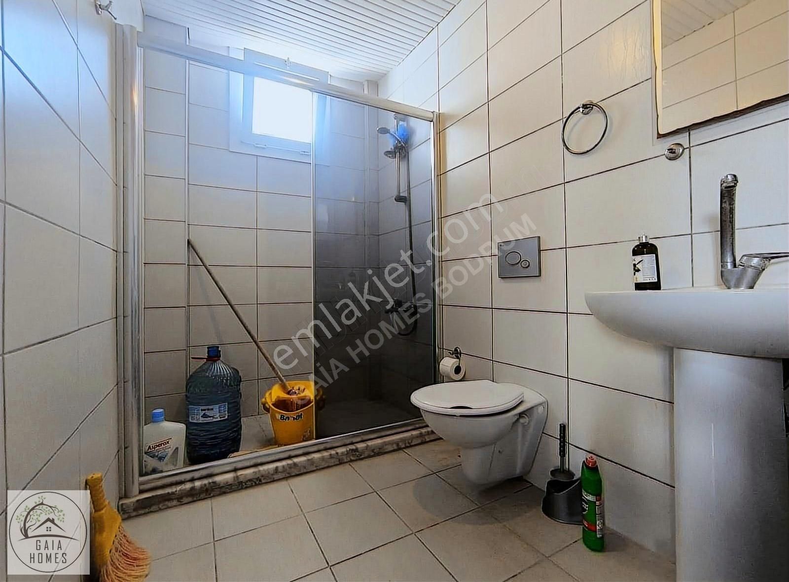 Akyarlar'da Denize Sıfır Sitede Satılık 3+1 Müstakil Villa - Görsel 9