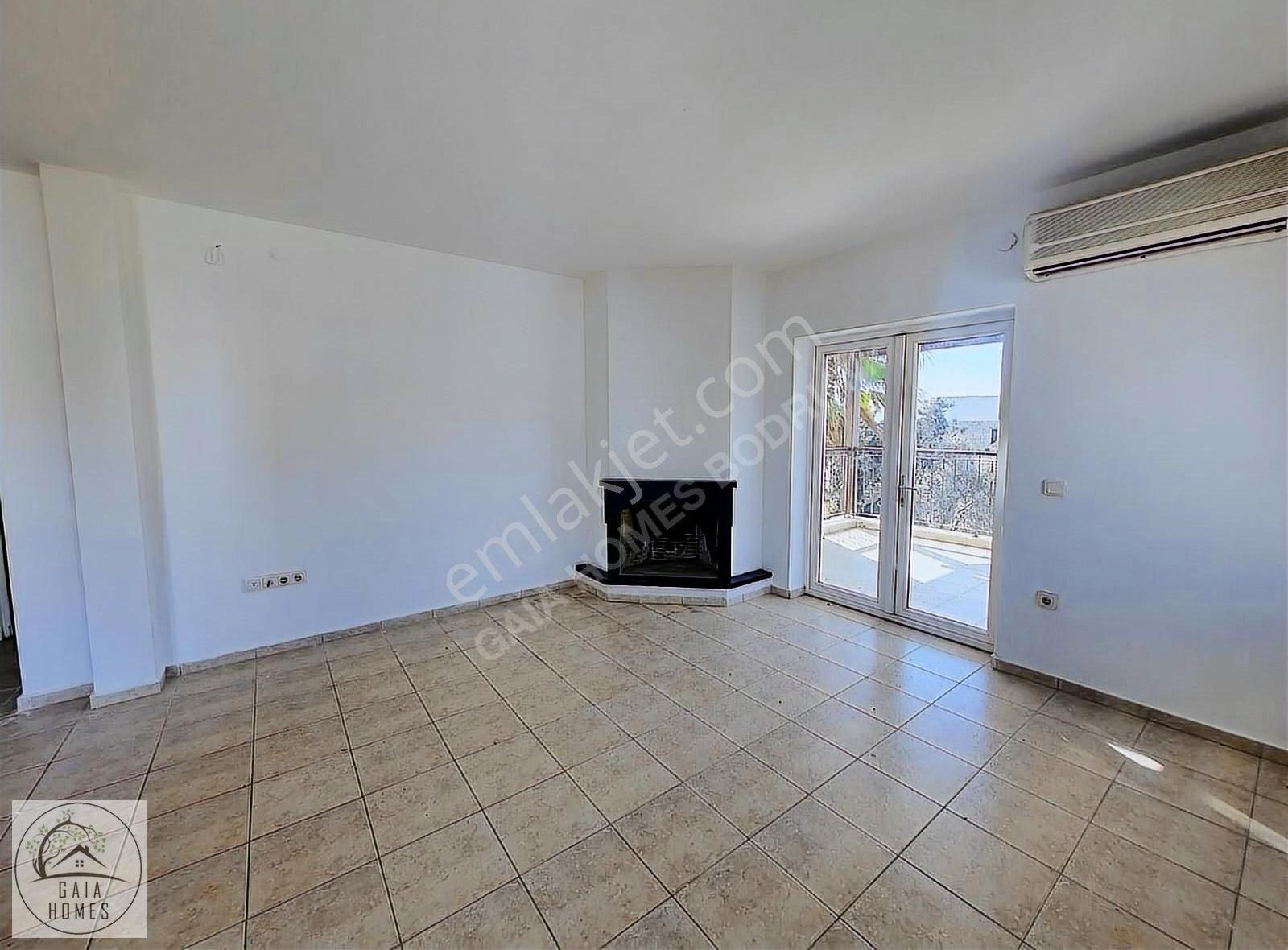 Satılık Bodrum Umurca Havuzlu Nezih Sitede 2+1 Daire