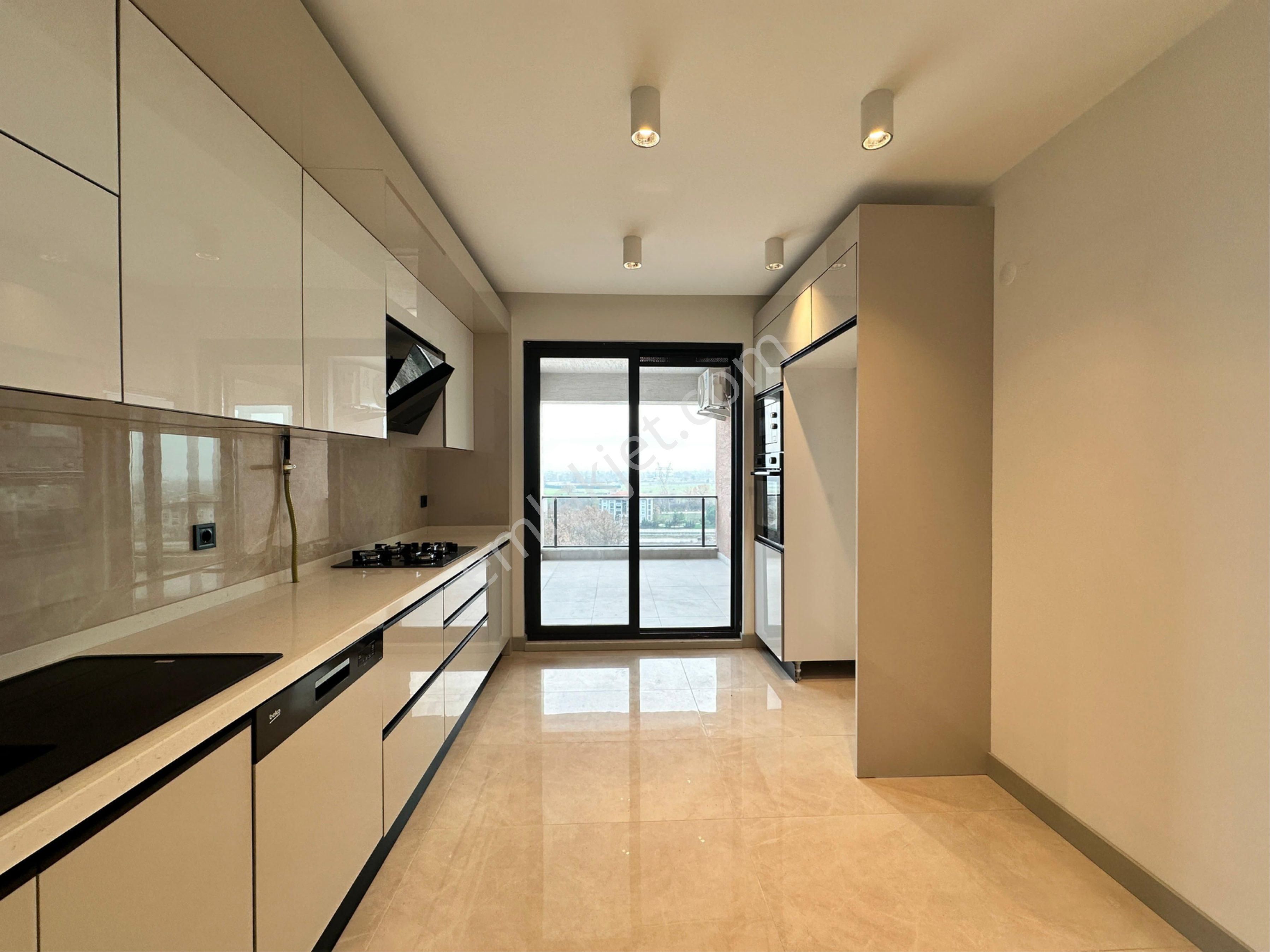 Lookhause Kayapa Zeka Suit Lüks Geniş Site İçi 3+1 Daire
