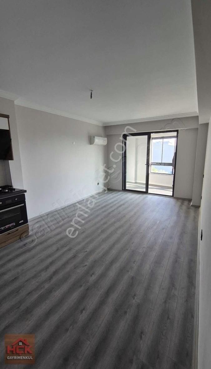Hçk Dan Muhteşem Deniz Manzaralı 1+1 Dairemiz Satılıktır