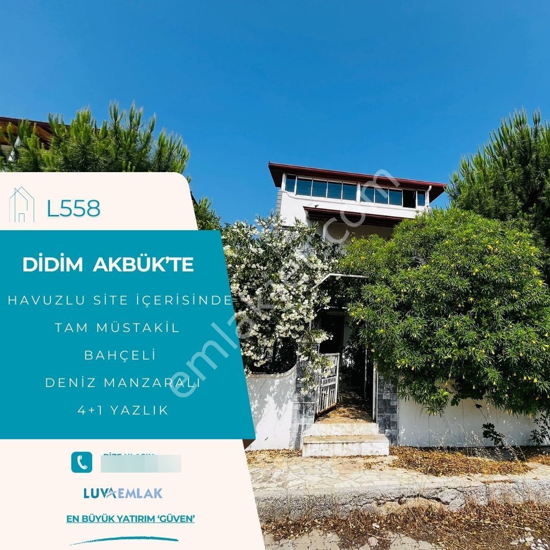 Didim Akbük'te Deniz Manzaralı, Havuzlu Sitede, Geniş Bahçeli Müstakil Satılık 4+1 Triplex Yazlık