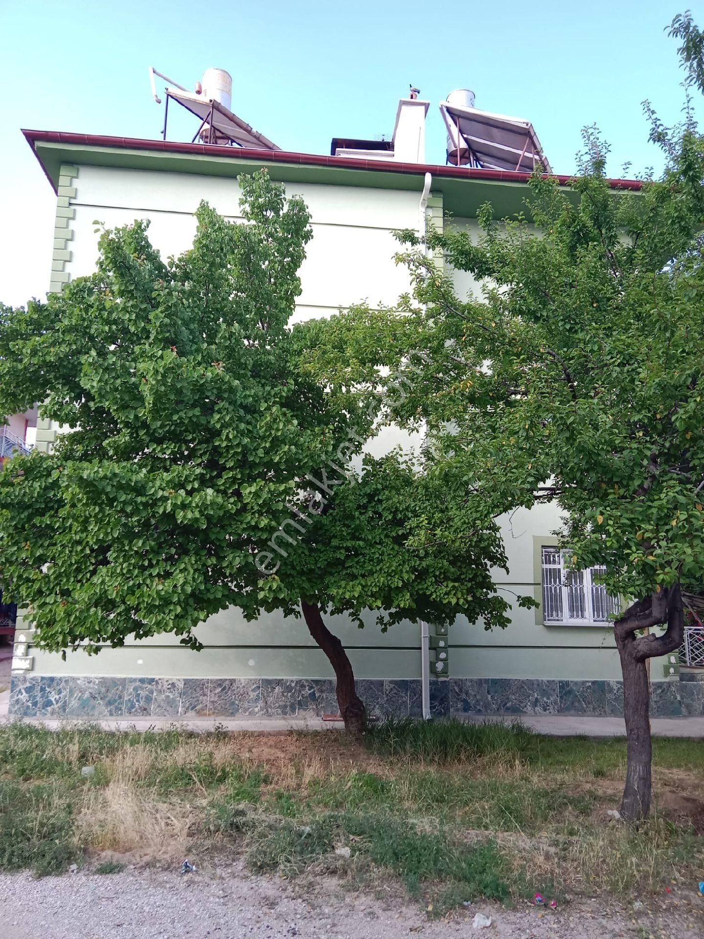 Konya Selcuklu Akıncılar Dolmus Duragıda 165 M2 3+1 Satılık Daıre