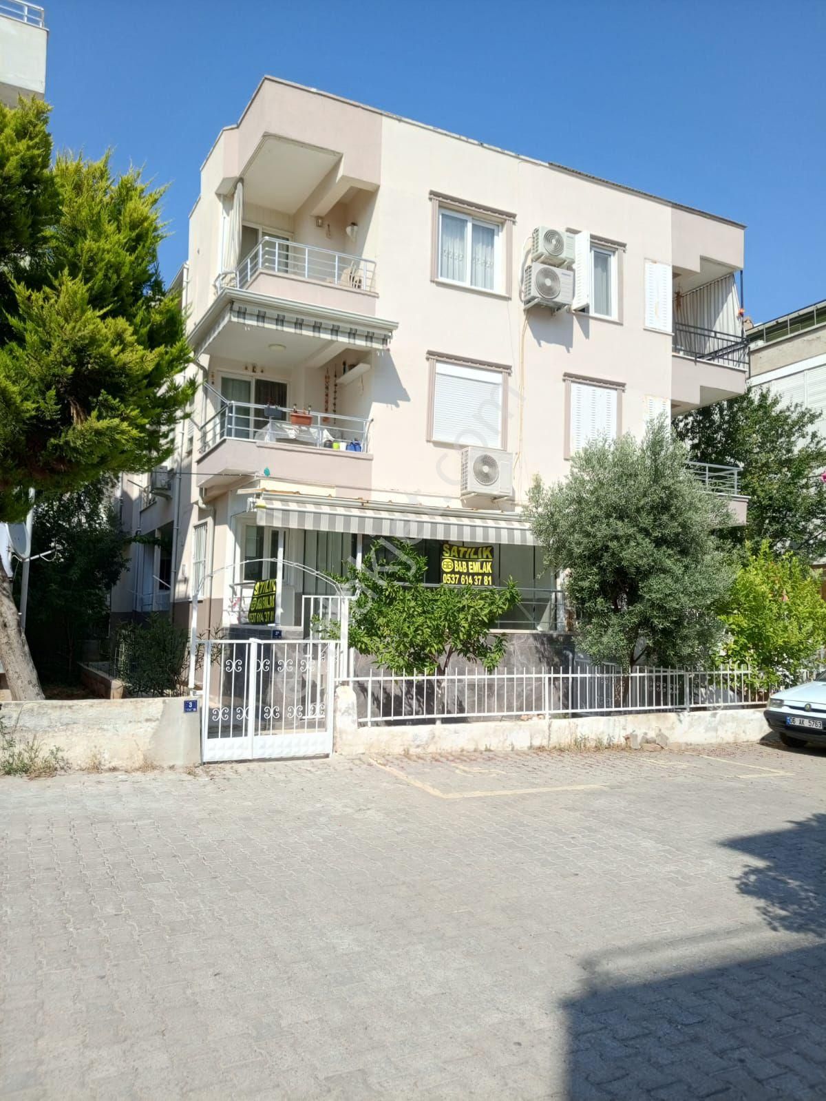 Çamlık Mahallesi Plaja 500 Metre Katta Tek Full Yapılı Eşsiz Konum Ve Geniş Balkonlu 2+1 Daire
