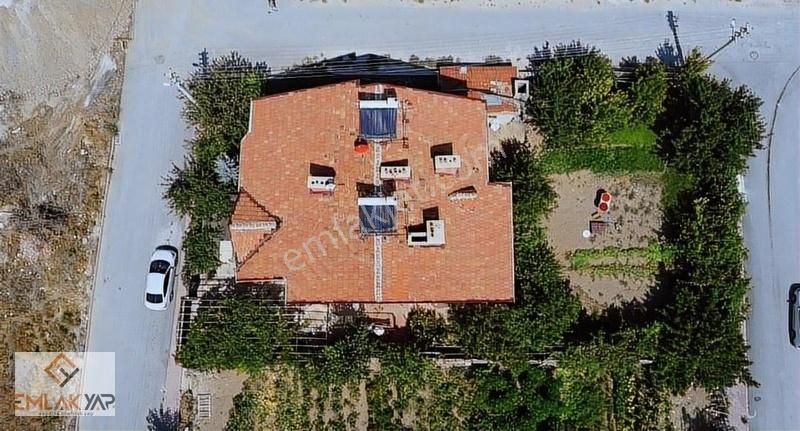 Emlakyaptan Karaaslan Mah. 6+2 Müstakil Bahçeli Ev