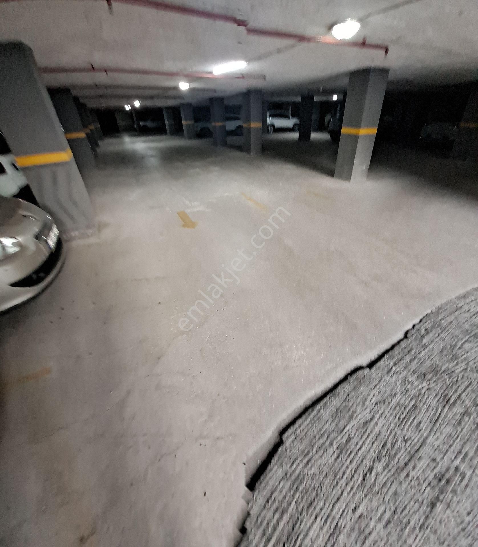 Yurt Mahallesı Satılık 3+1 Bölgesinin En İyi Sitesinde Prestijli Daire