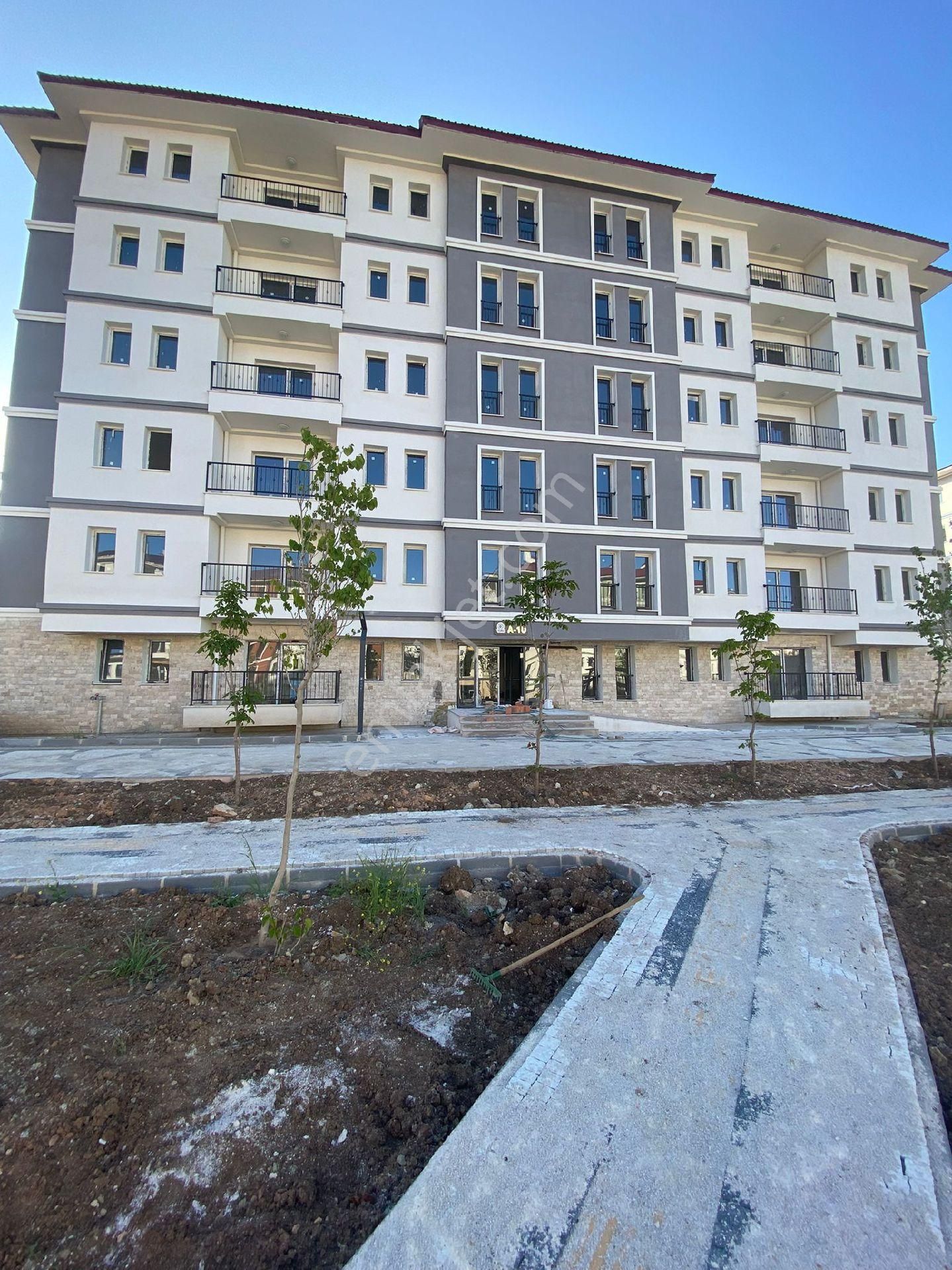 Yeni Toki Meneksee Evleri