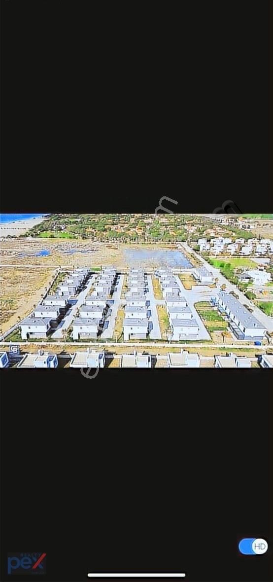 Çandarlıda Denize Sıfır Site İçerisinde 3+1 Dubleks Villa