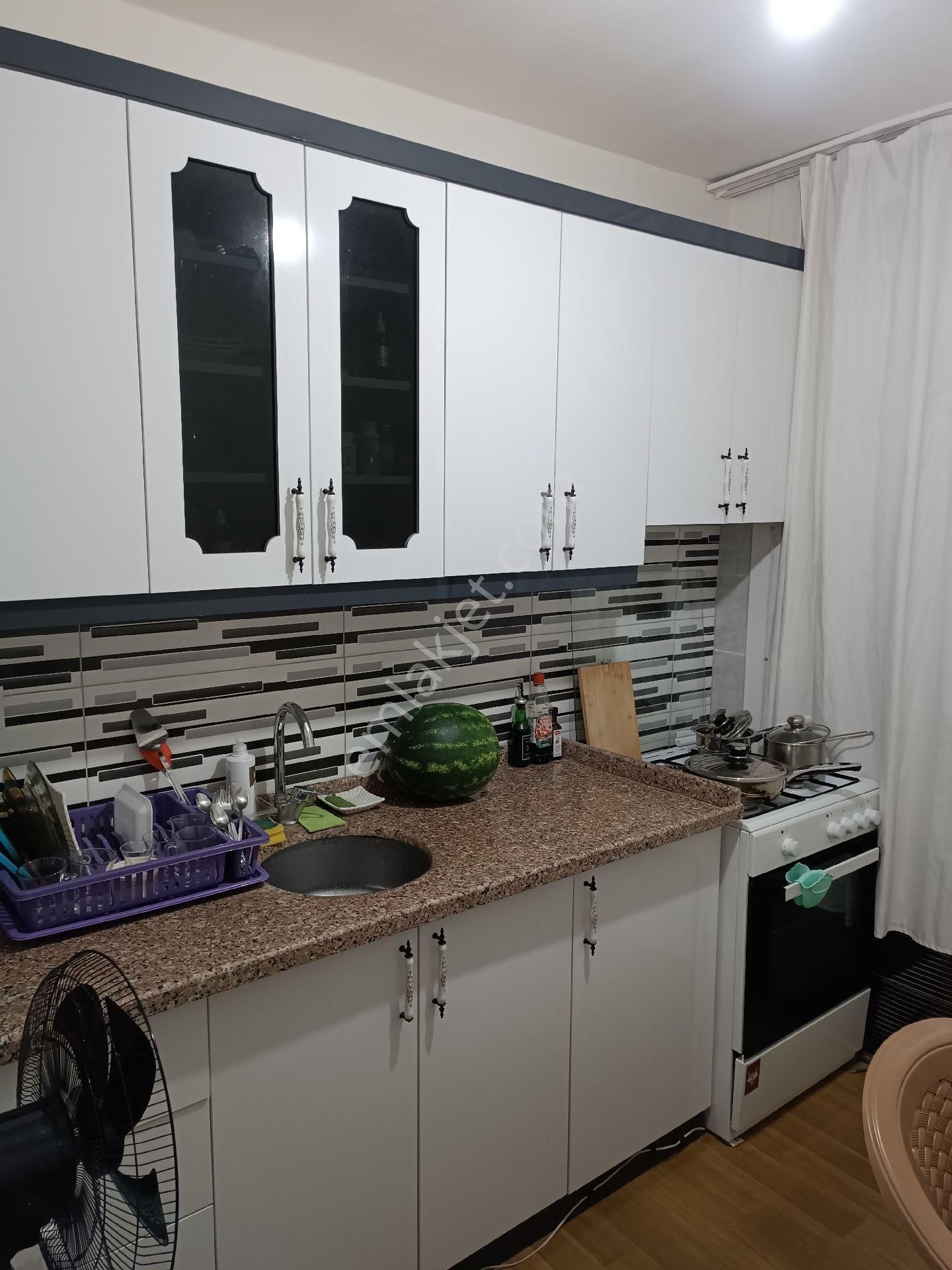 Erdemli Merkez Mahallesi'nde Satılık 3+1 Daire