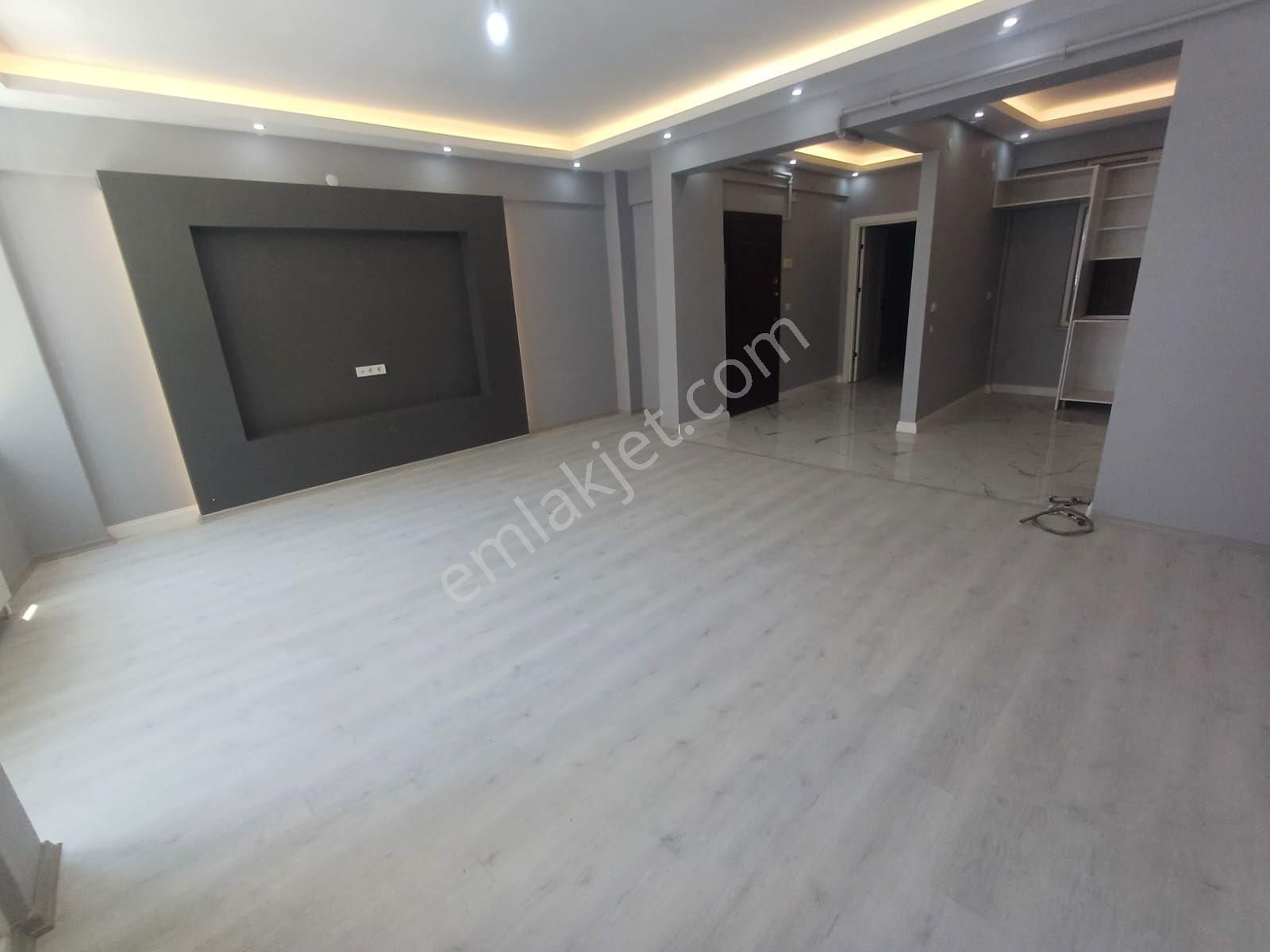 Rekoor Emlaktan Modern Pazarında 3+1 Satılık Daire