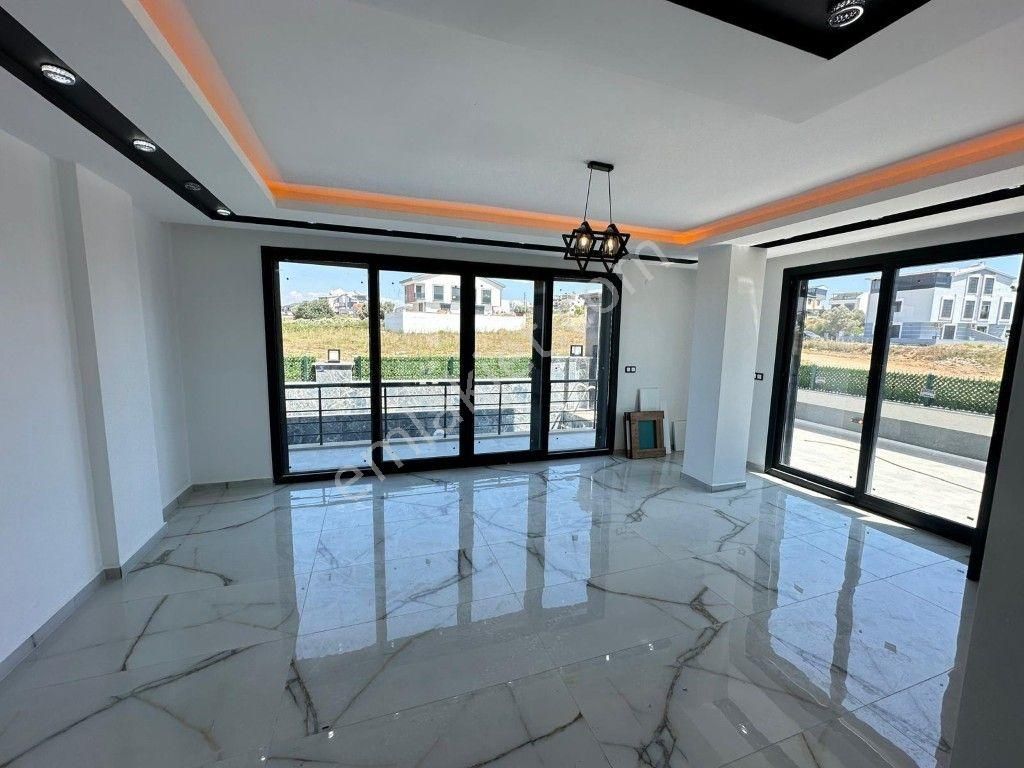 Didim Hisarda Satılık 3+1 Villa - Görsel 11