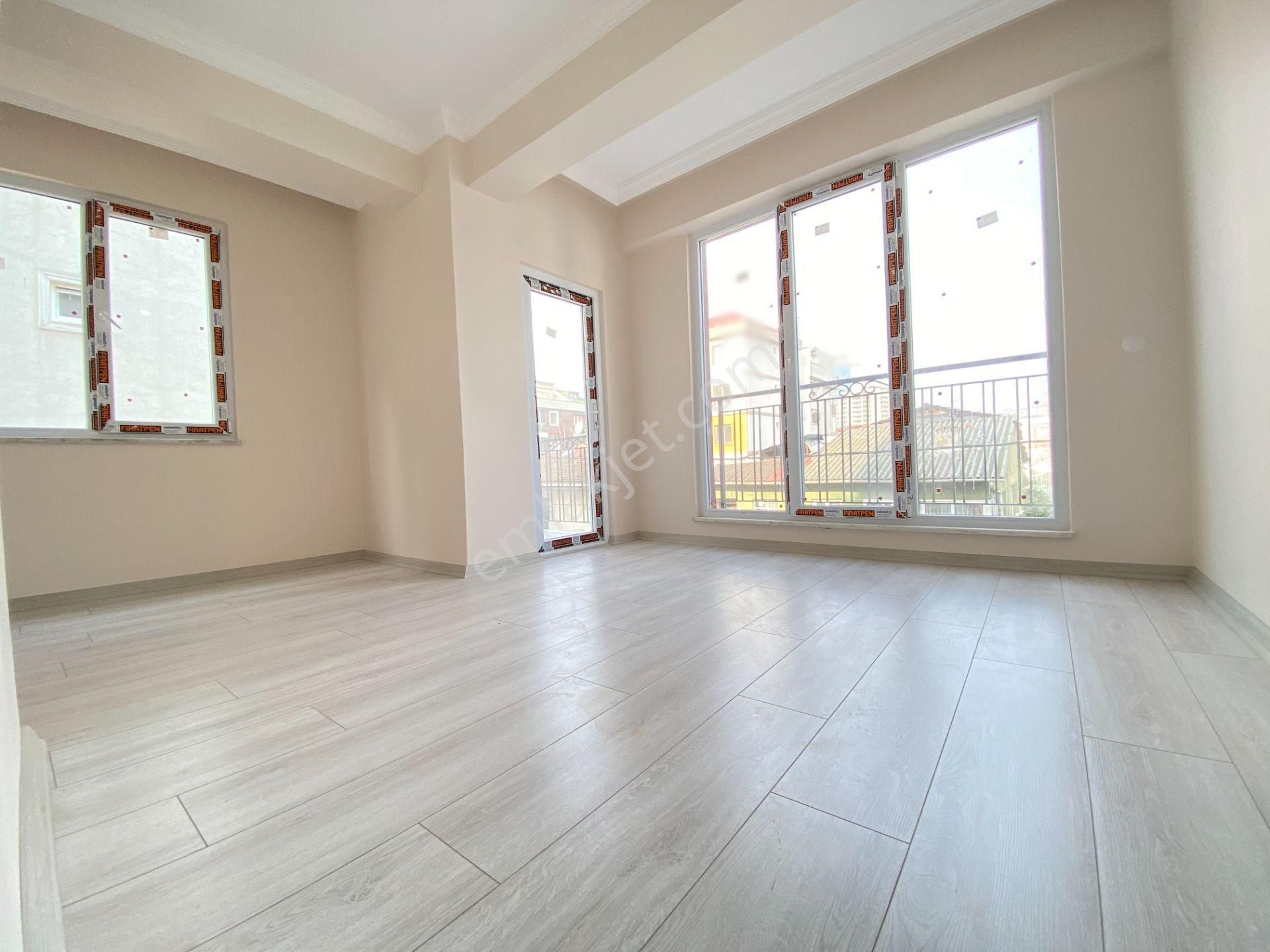 Focus Emlaktan Piazza Avm'ye 2 Dk,sıfır,metroya Komşu,modern 2+1