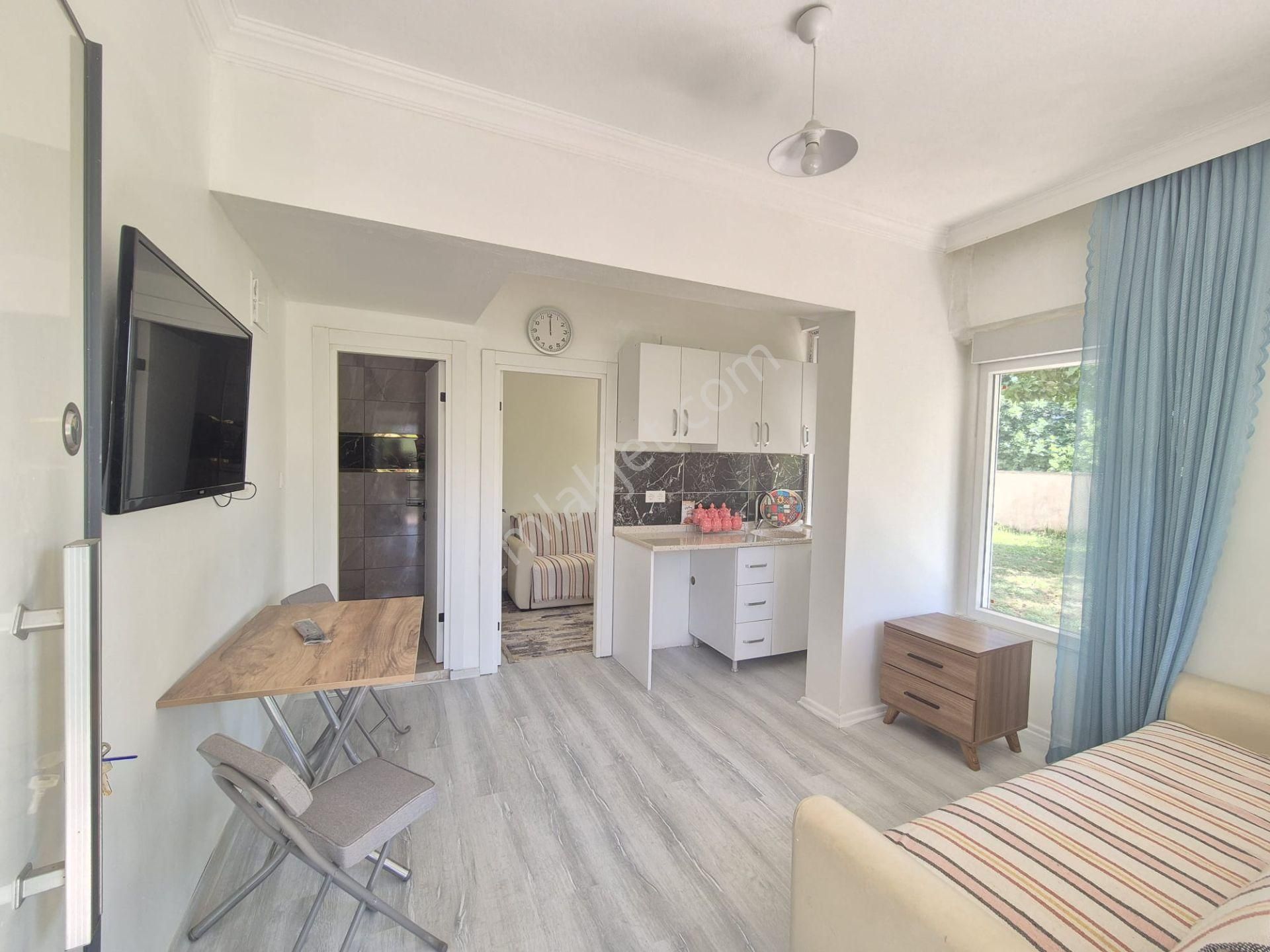 Antalya Konyaaltı Hurma Kiralık 1+1 Eşyalı Bahçekatı