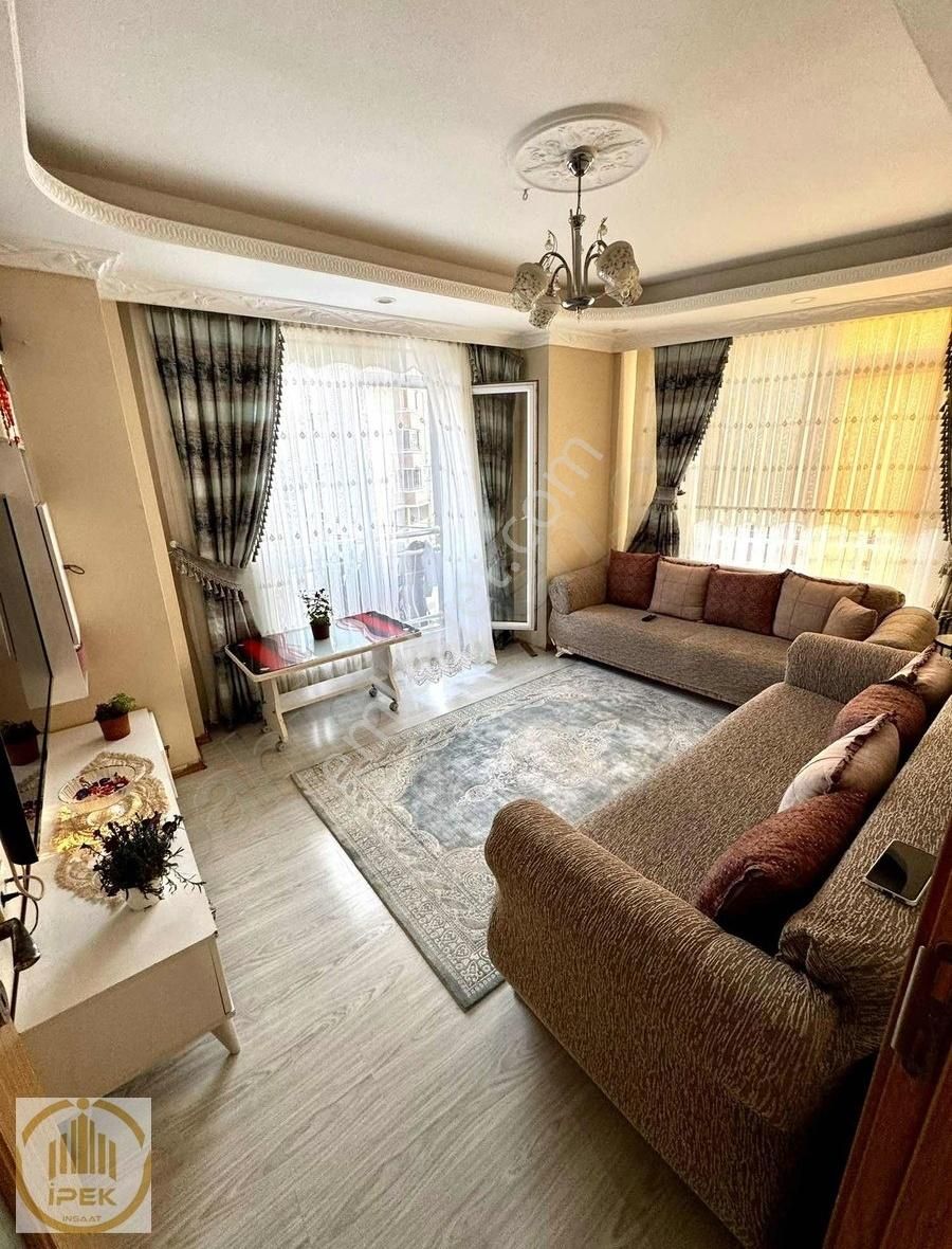 Fırsat Hadımköy Merkez'de Satılık 2+1 75 M2 Lüx Daire + Balkonlu