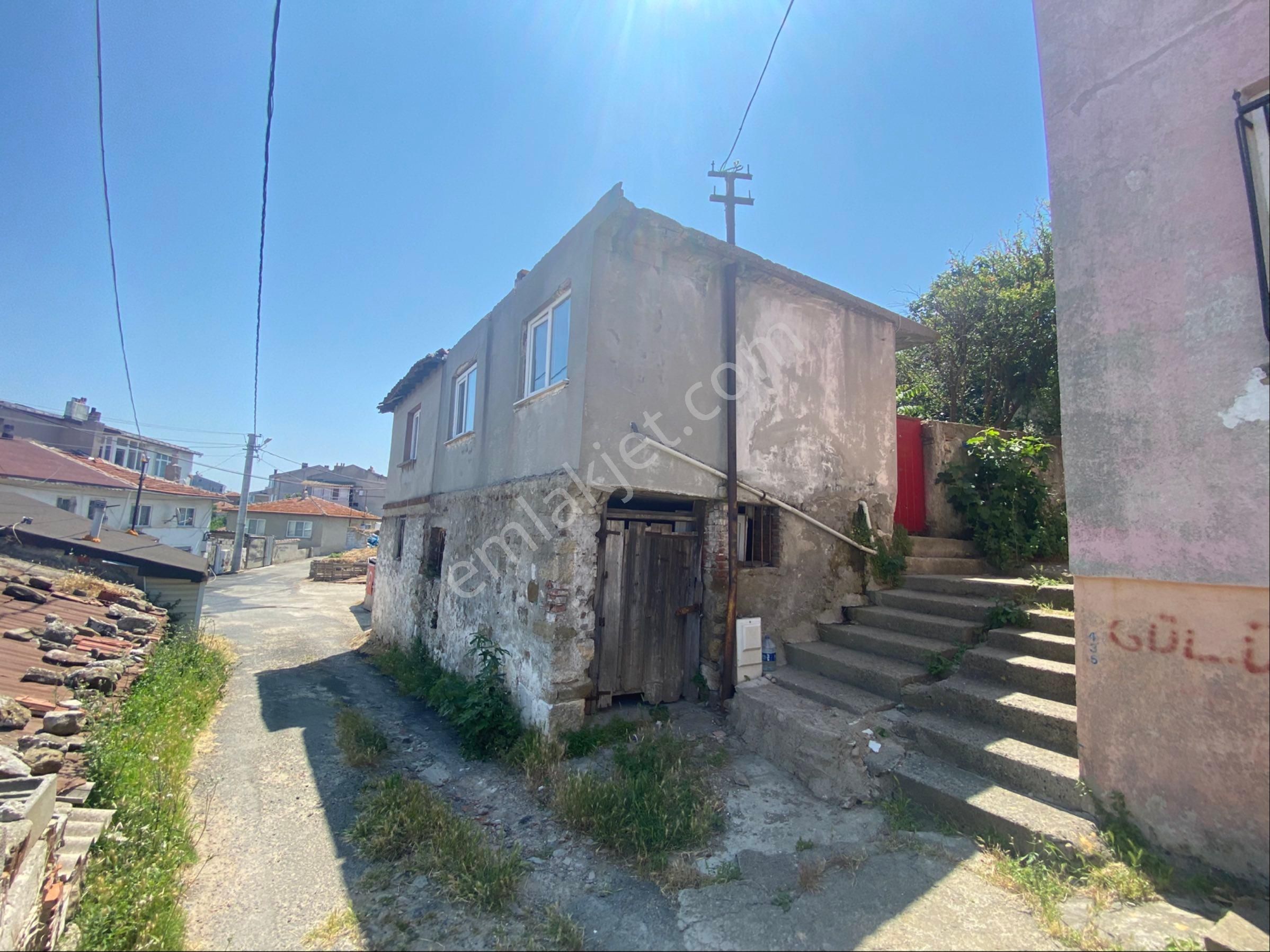 !!bilge Emlak’tan!! Marmaraereğlisi’nin Merkezin’de 349m2 Arsa İçerisinde Müstakil Ev Denize 200 M2