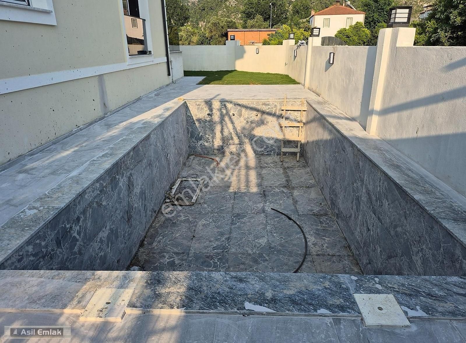 Dalaman Karaçalı Mahallesinde Satılık 4+1 Müstakil Villa - Görsel 15