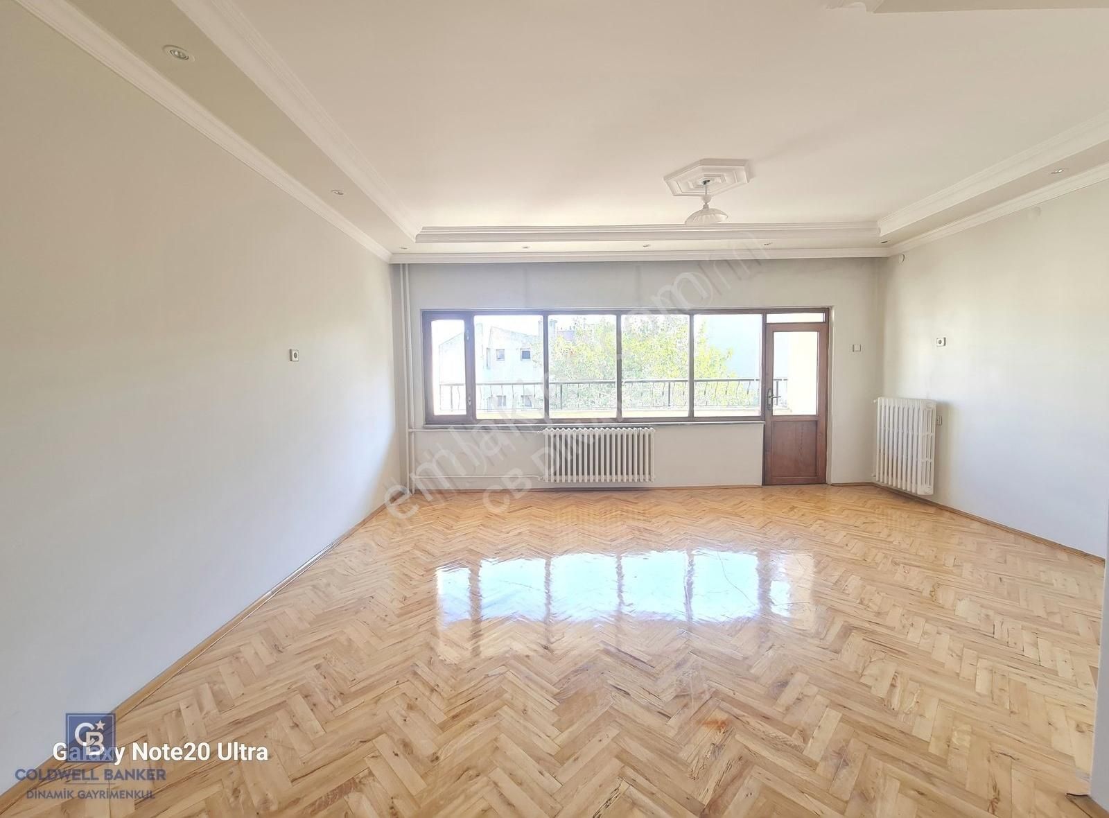 Şems-i Tebrizi Mahallesinde Bakımlı 3+1 Kiralık Daire