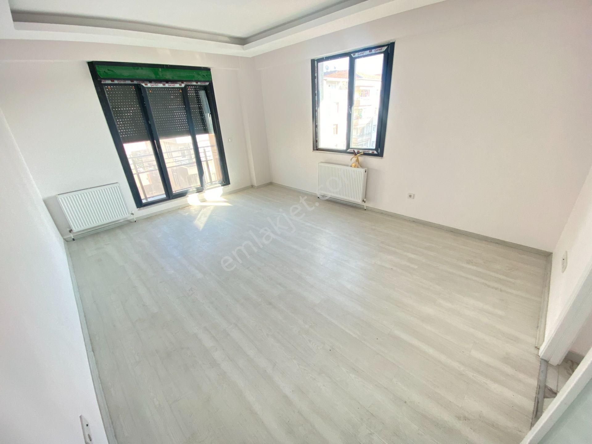 Focus Emlak'tan Marmaraya 5 Dk,geniş M2'de,modern Tasarımlı, 2+1